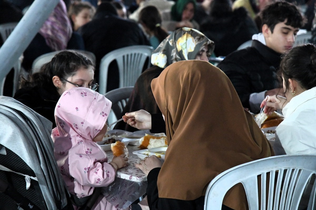 Osmaniye Belediyesi’nden "Hep Birlikte Mahalle İftarı" buluşması
