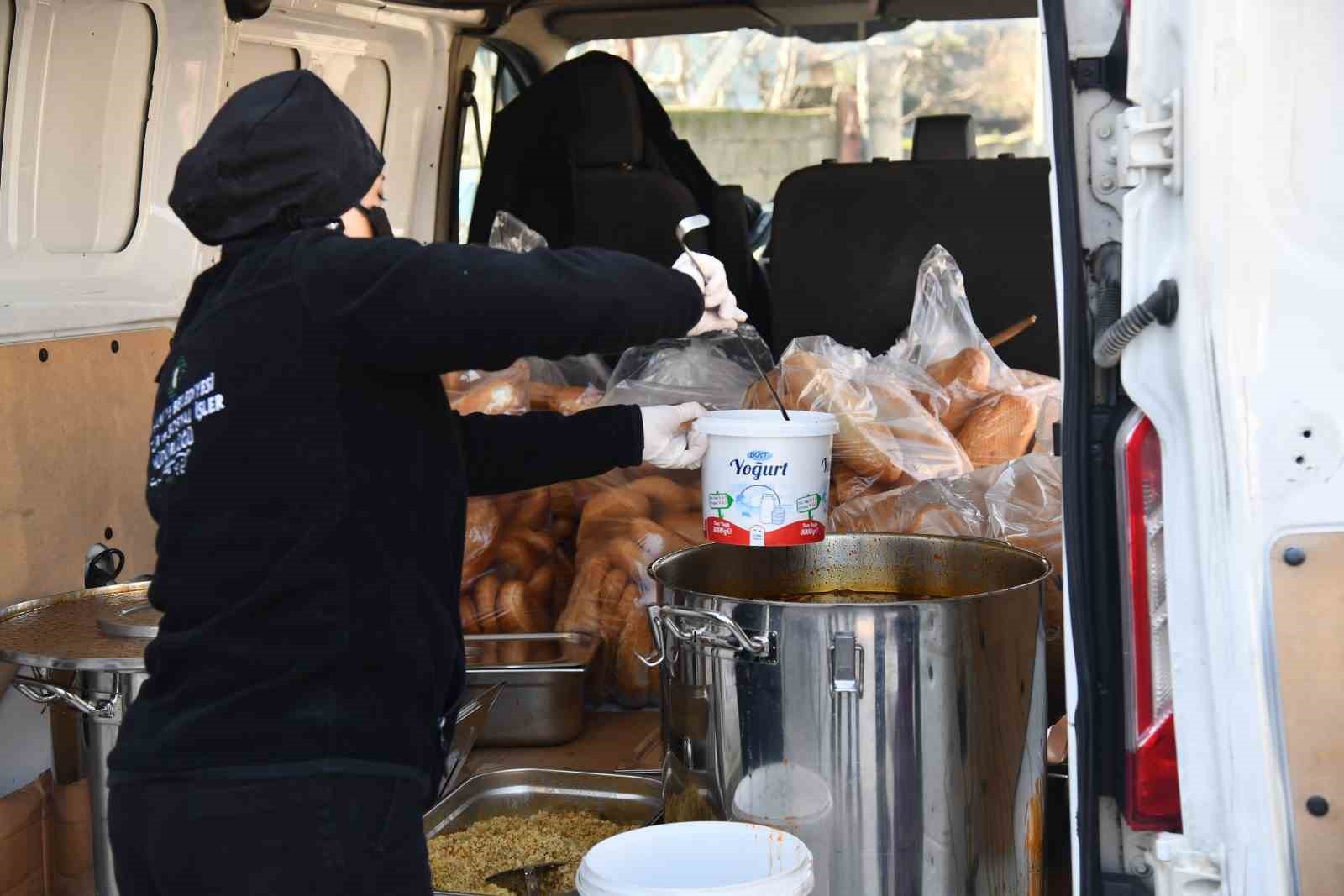 Osmaniye Belediyesi’nden Ramazan’da 10 bin kişilik iftar hizmeti
