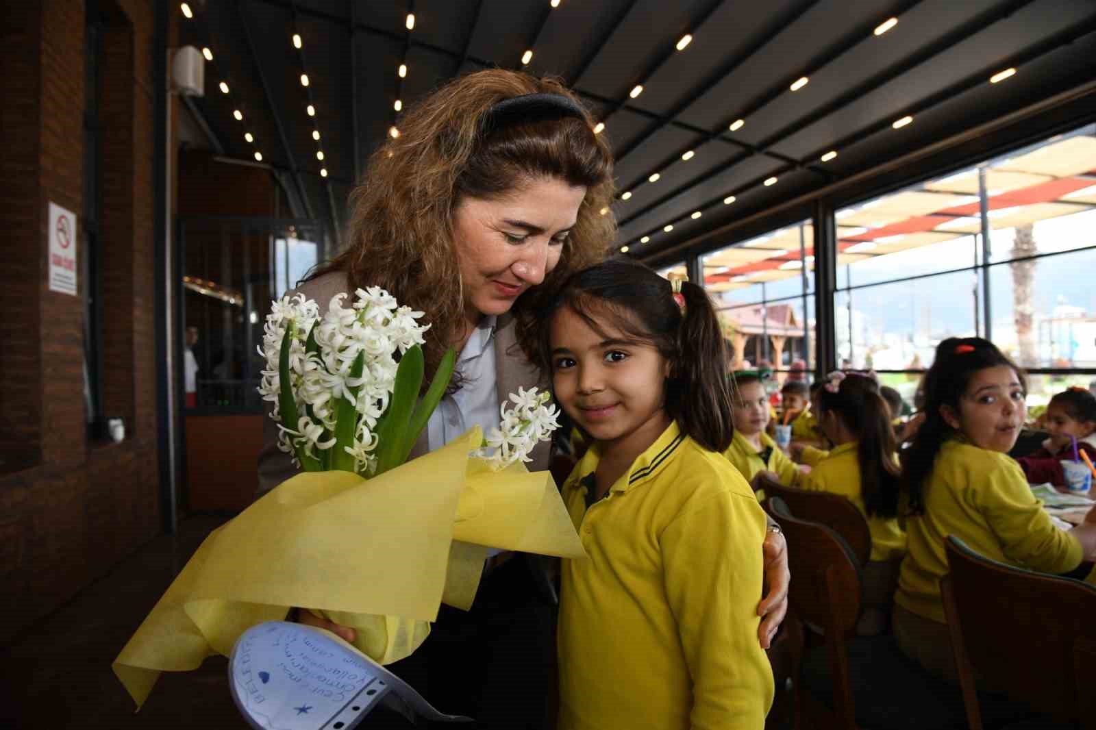 Osmaniye’de "100 Atık Pile Bir Pizza" projesine miniklerden destek
