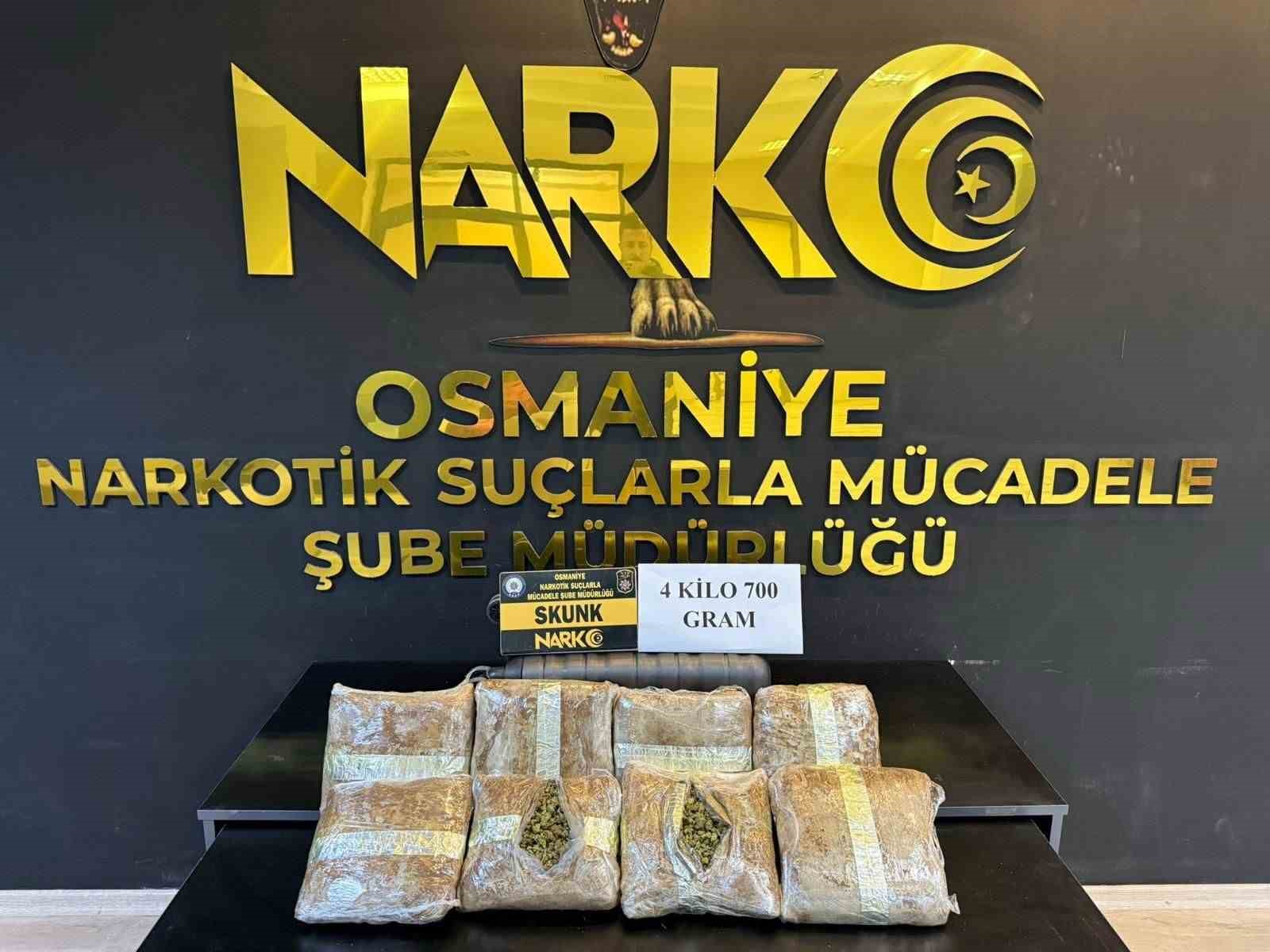 Osmaniye’de 3 araçta uyuşturucu operasyonu: 5 tutuklama
