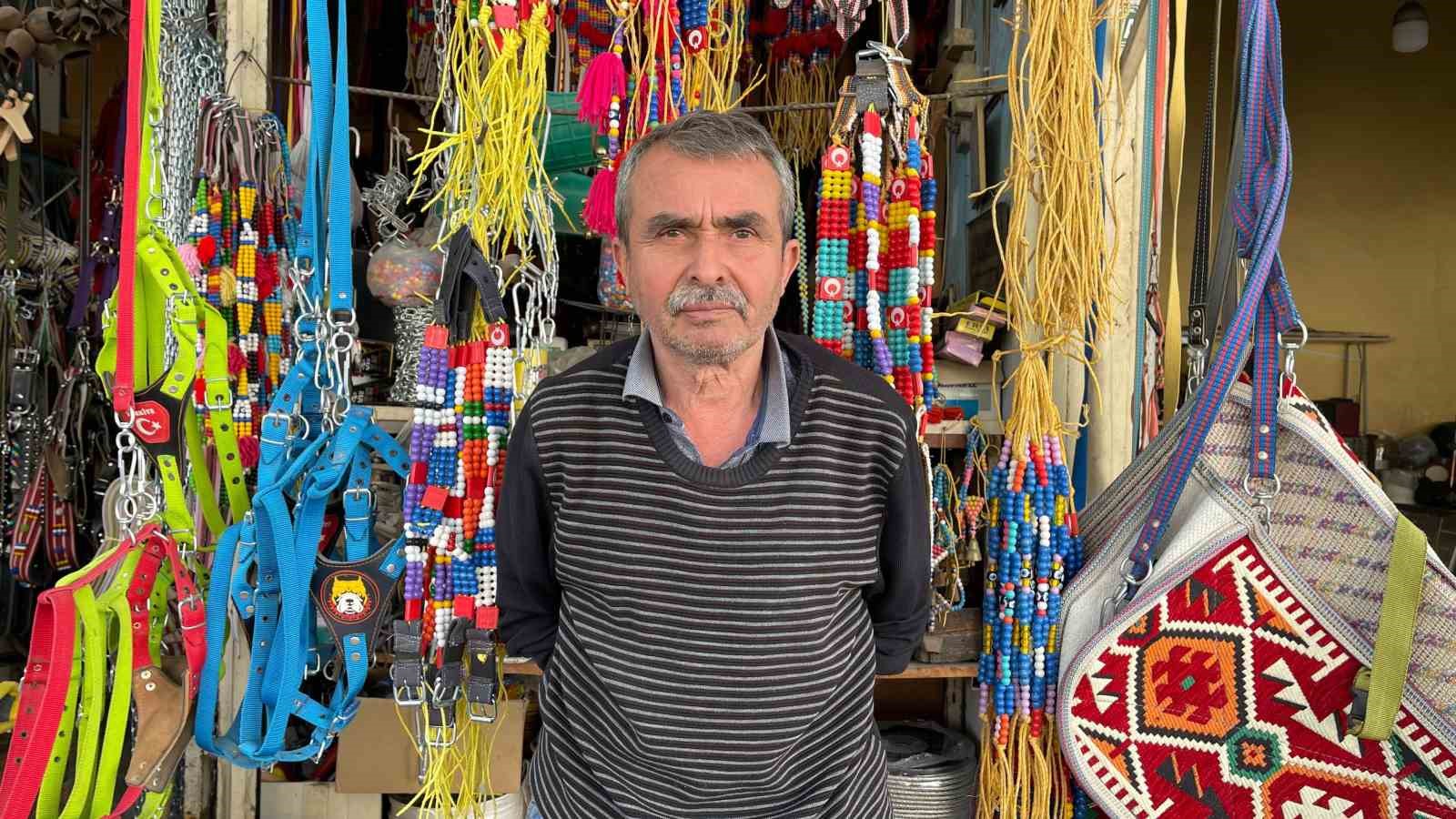 Osmaniye’de 48 yıllık saraç ustası mesleğini köpek tasmasıyla yaşatıyor
