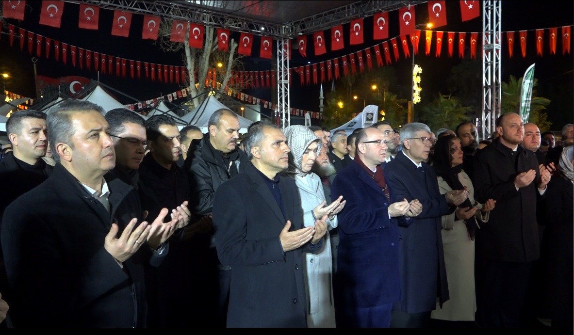 Osmaniye’de 6 Şubat depremlerinin 3. yılında deprem şehitleri anıldı
