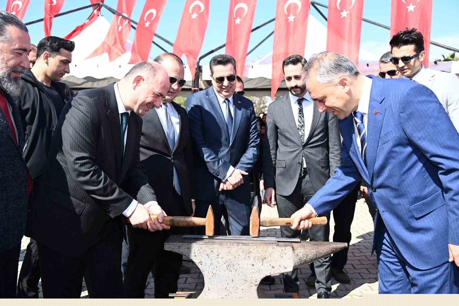 Osmaniye’de baharın müjdesi Nevruz coşkuyla kutlandı
