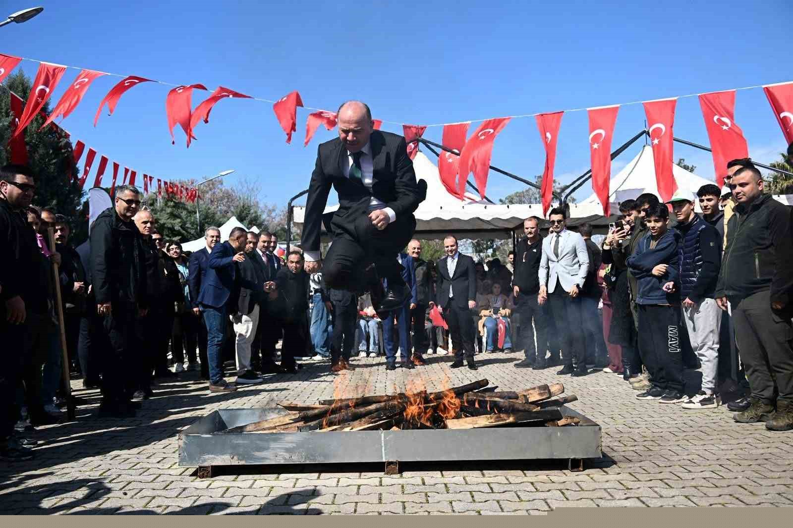Osmaniye’de baharın müjdesi Nevruz coşkuyla kutlandı
