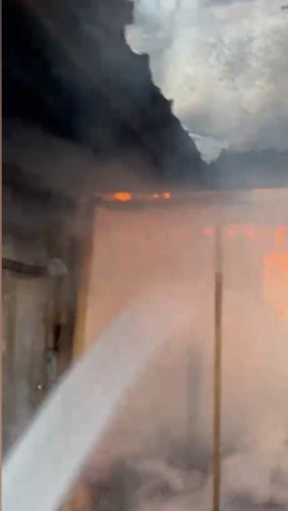 Osmaniye’de çiftlikte yangın: 8 koyun ve 120 kümes hayvanı telef oldu
