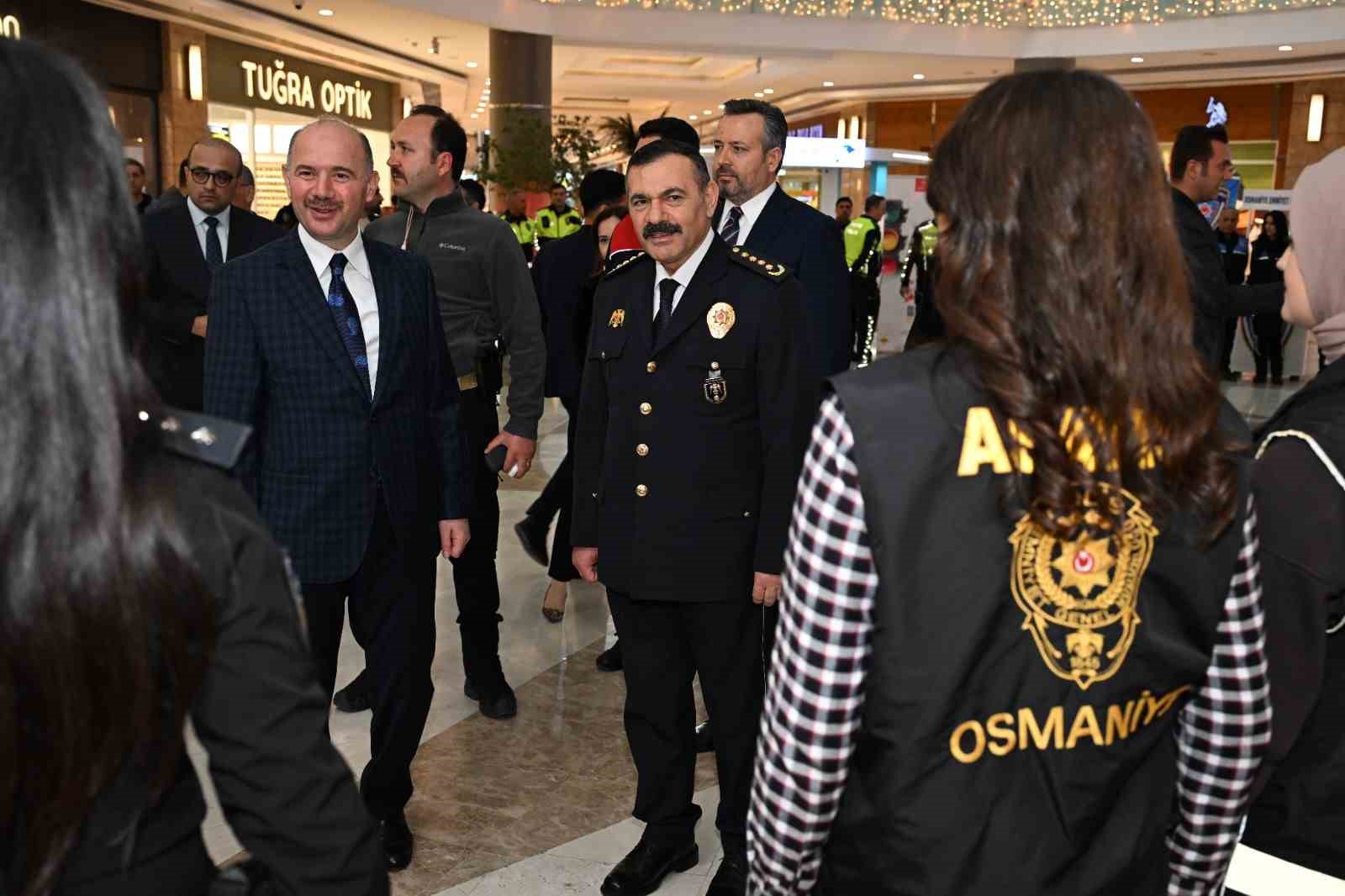 Osmaniye’de Polis Haftası’nda emniyetten bilgilendirme standı
