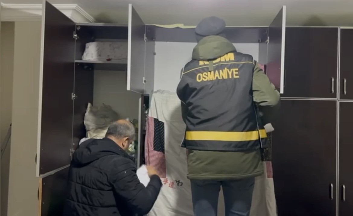 Osmaniye’de tefecilik ve silah ticareti operasyonu: Keman kutusundan otomatik tüfek çıktı
