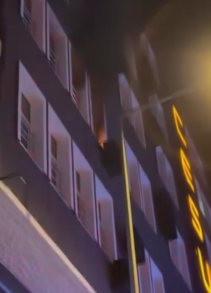 Otel odasındaki yangın itfaiye ve 112’yi alarma geçirdi
