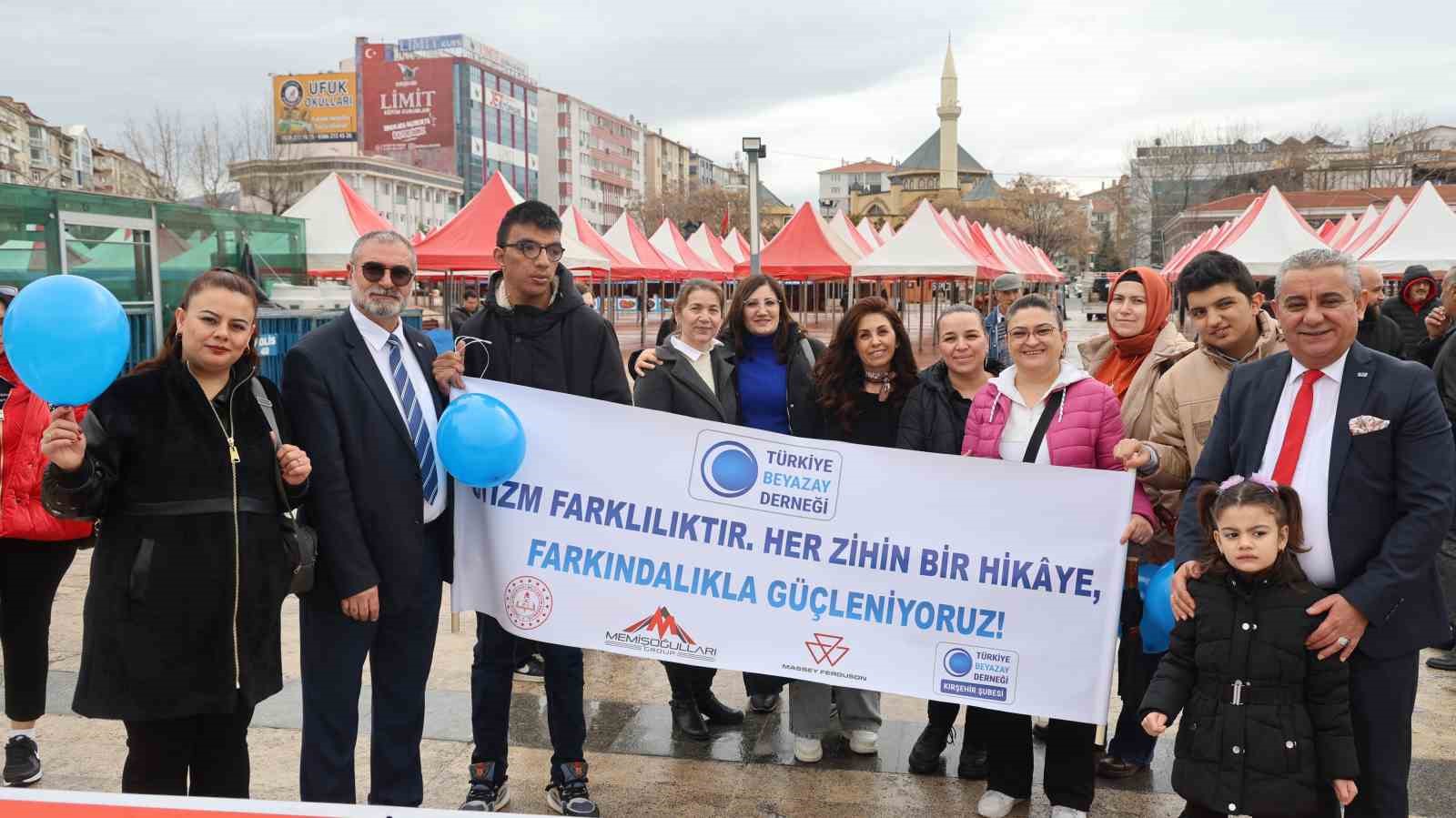 Otizm için Cacabey Meydanı’nda buluşma
