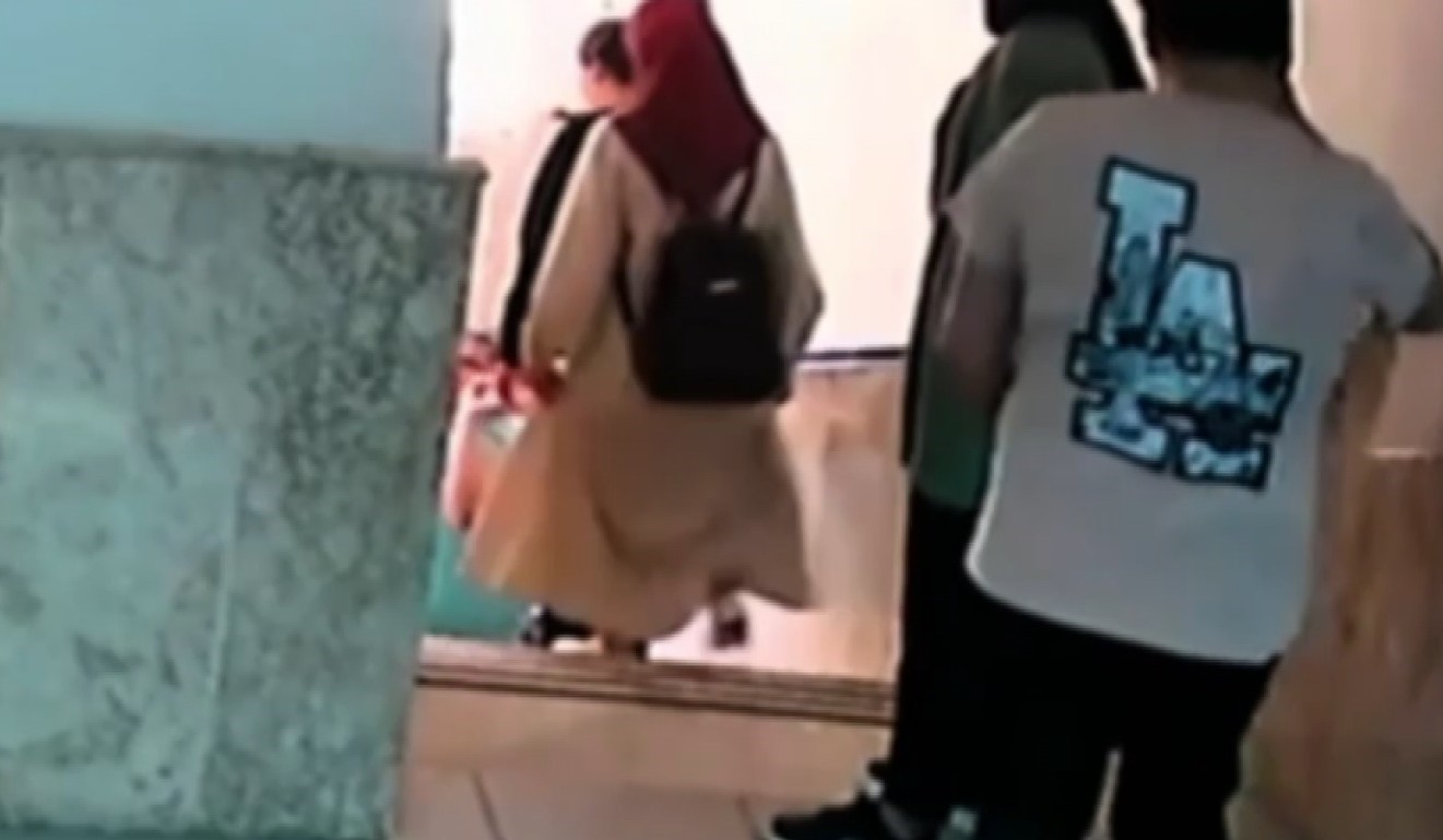 Otizmli öğrenciyi darbettiği iddia edilen öğretmene 15 bin liralık taksitli ceza ailenin tepkisine neden oldu
