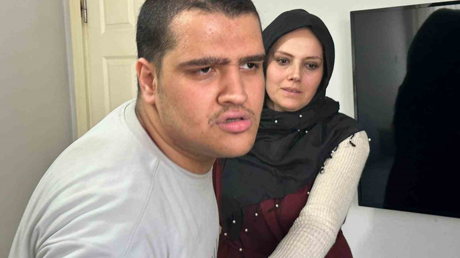 Otizmli öğrenciyi darbettiği iddia edilen öğretmene 15 bin liralık taksitli ceza ailenin tepkisine neden oldu
