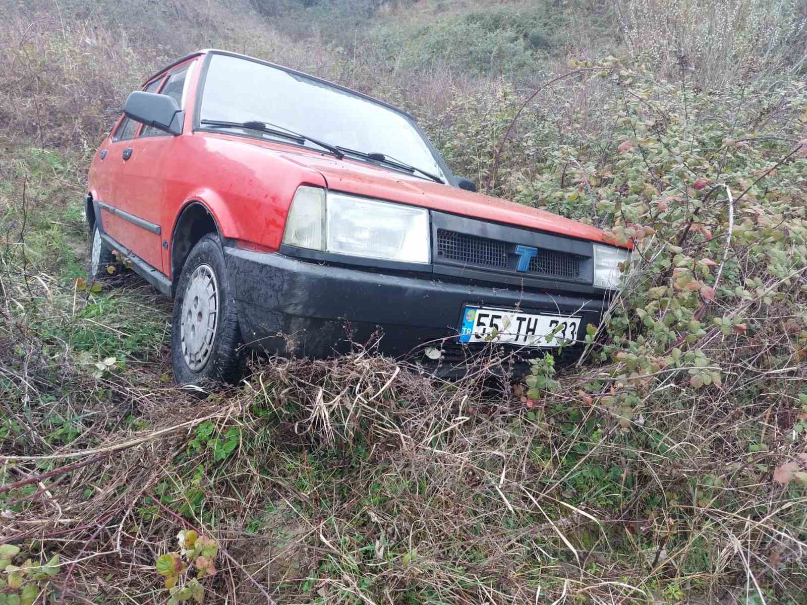 Otomobil 10 metre aşağıya uçtu: 1 yaralı
