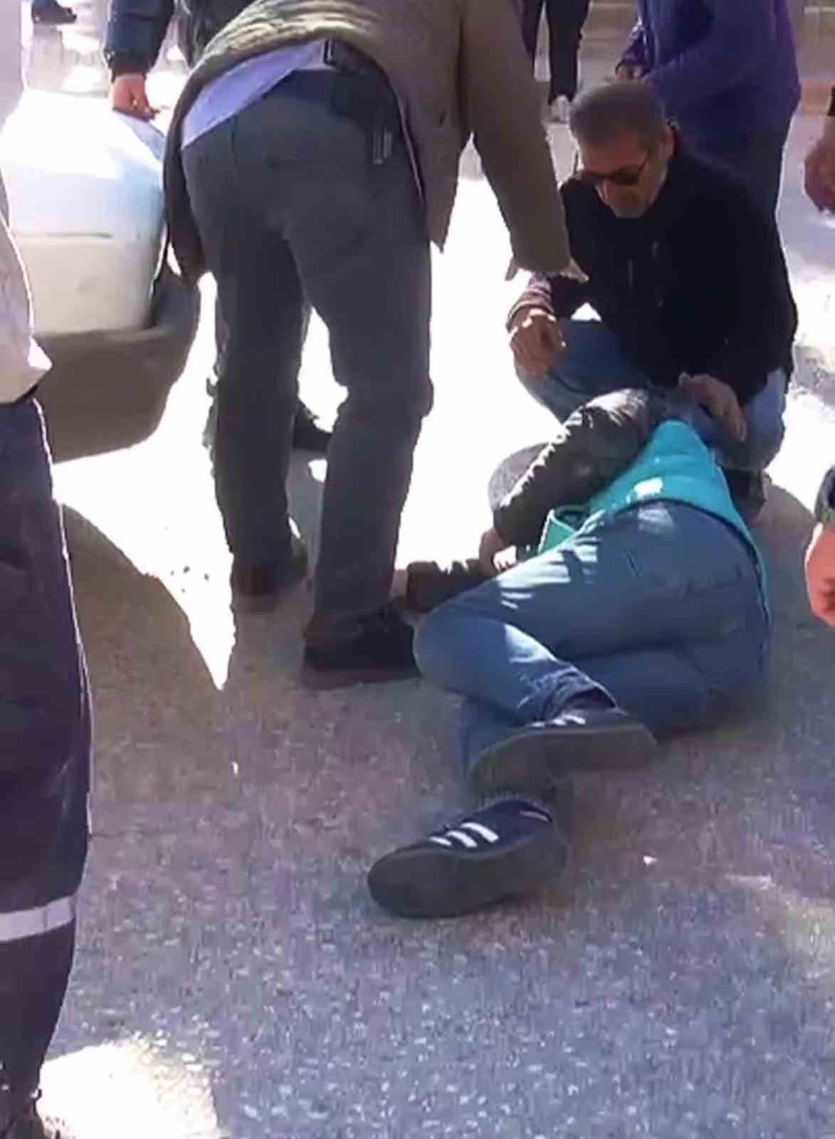 Otomobil ile motosiklet çarpıştı: 1 yaralı
