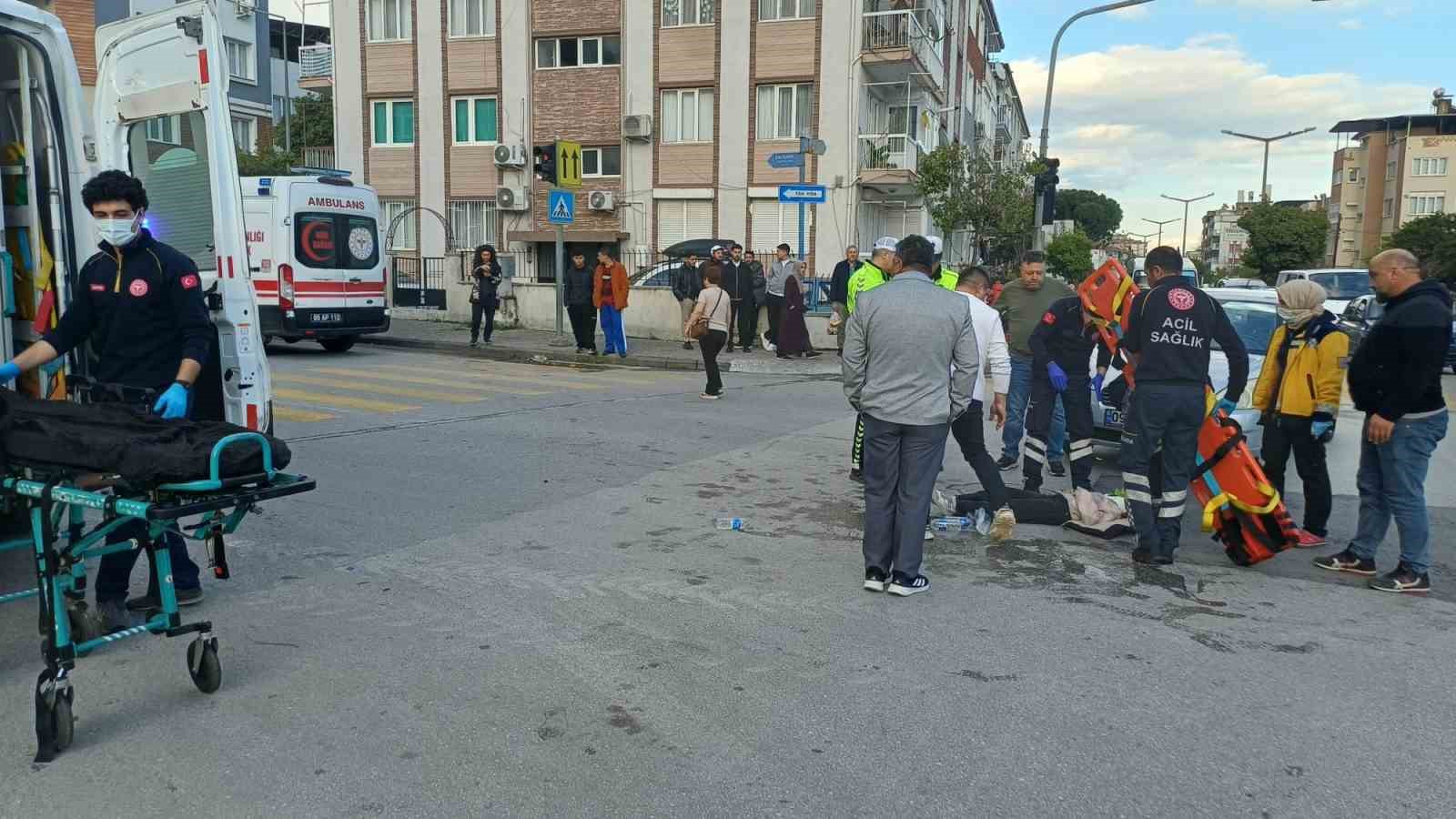 Otomobil ile motosiklet çarpıştı: 2 yaralı
