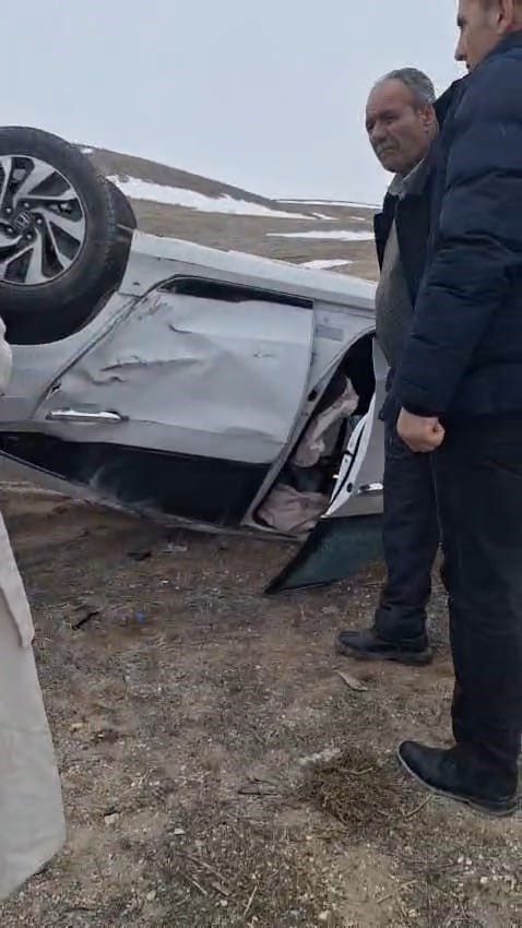 Otomobil takla attı, sürücü kazadan yara almadan kurtuldu
