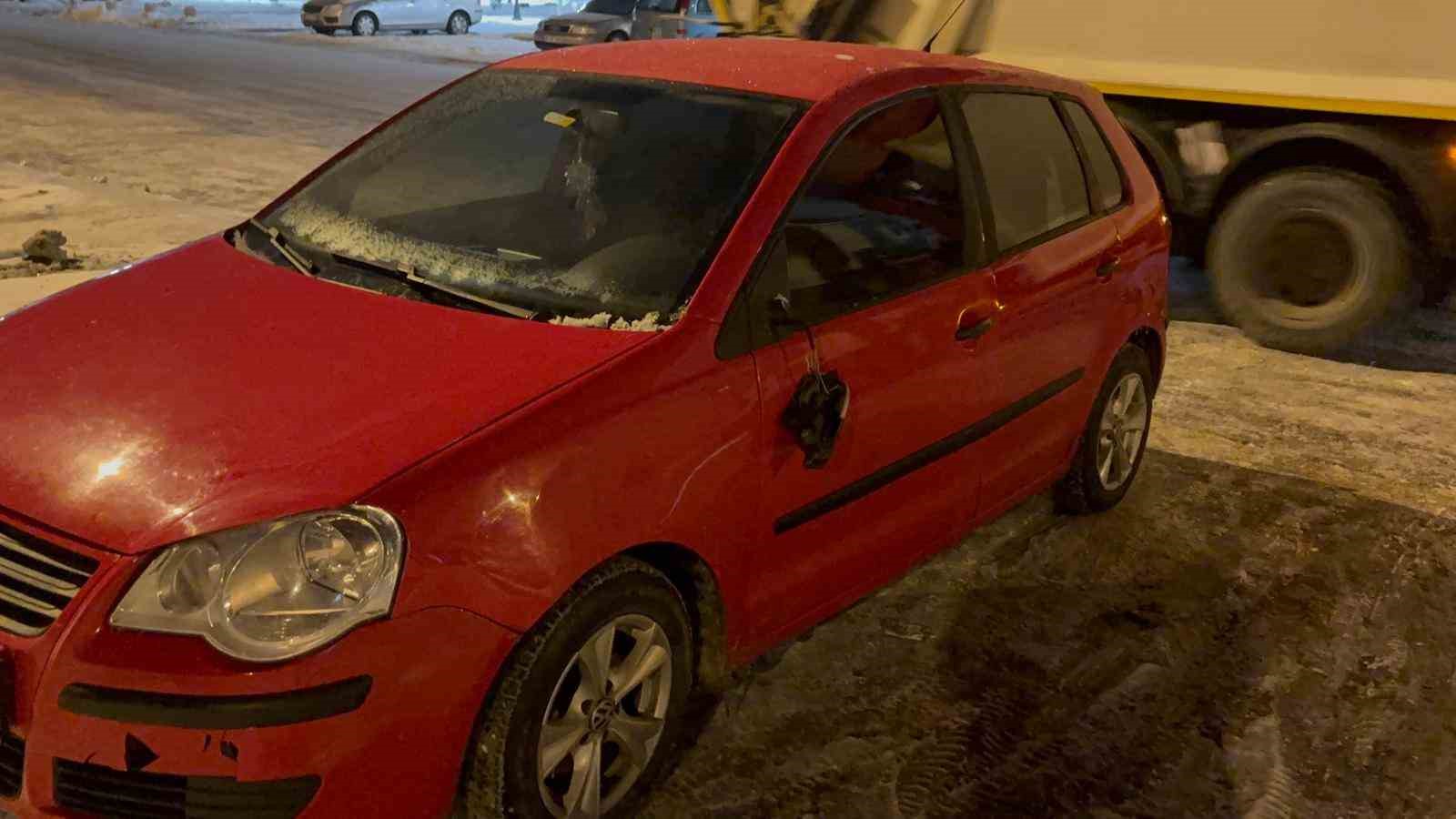 Otomobil yayaya çarptı: 1 ağır yaralı
