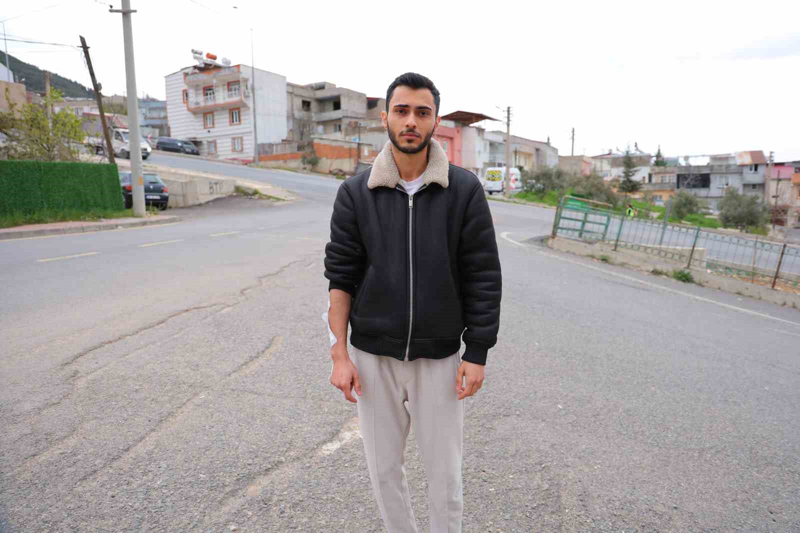 Otomobilin çarpıp kaçtığı motosiklet sürücüsü: "O an ölebilirdim. Böyle vicdansızlık olmaz"
