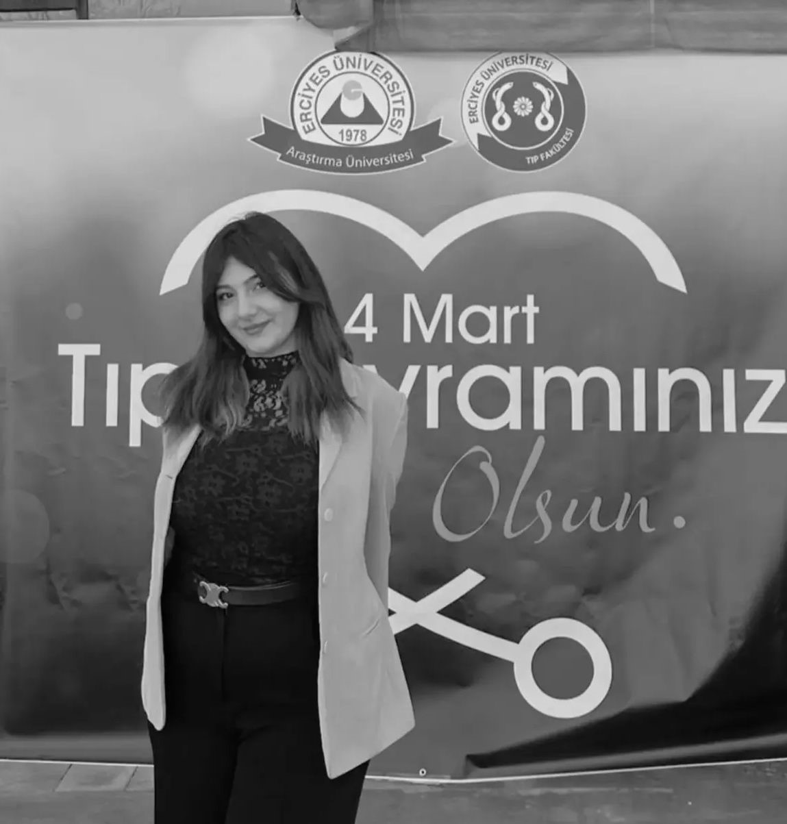 Otomobilin çarptığı motosikletli tıp fakültesi öğrencisi hayatını kaybetti
