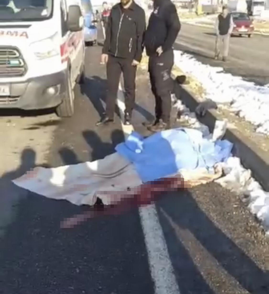 Otomobilin çarptığı yaya olay yerinde hayatını kaybetti
