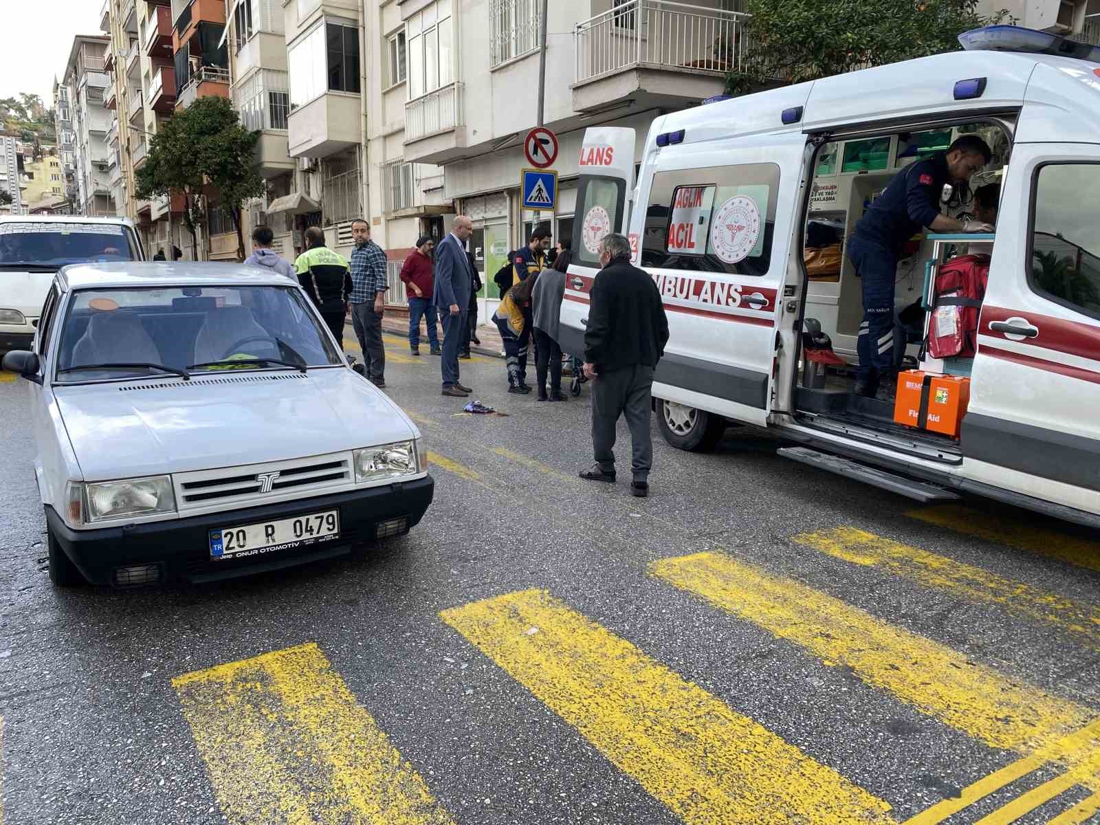 Otomobilin çarptığı yaya yaralandı
