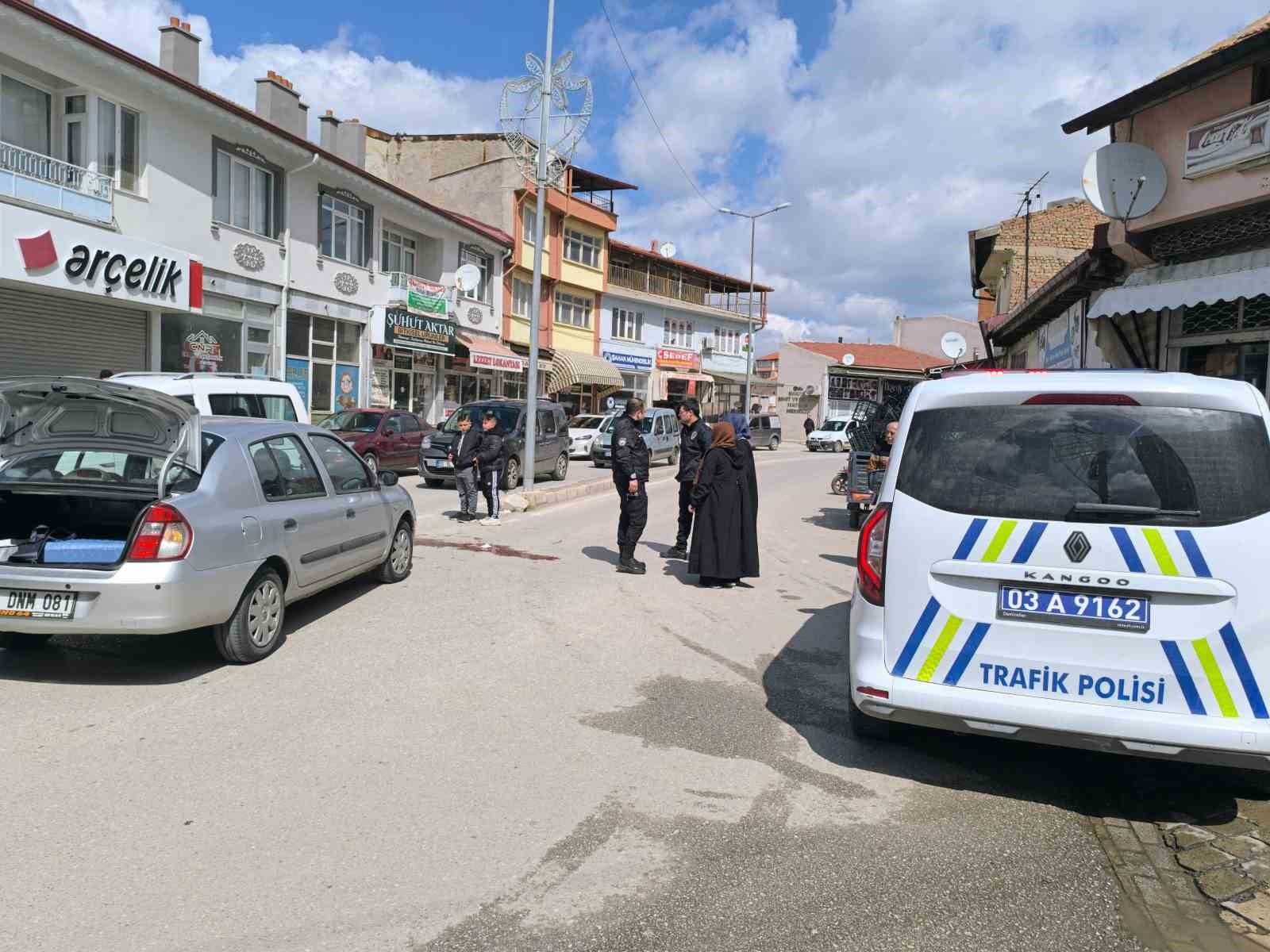 Otomobilin çarptığı yaya yaralandı
