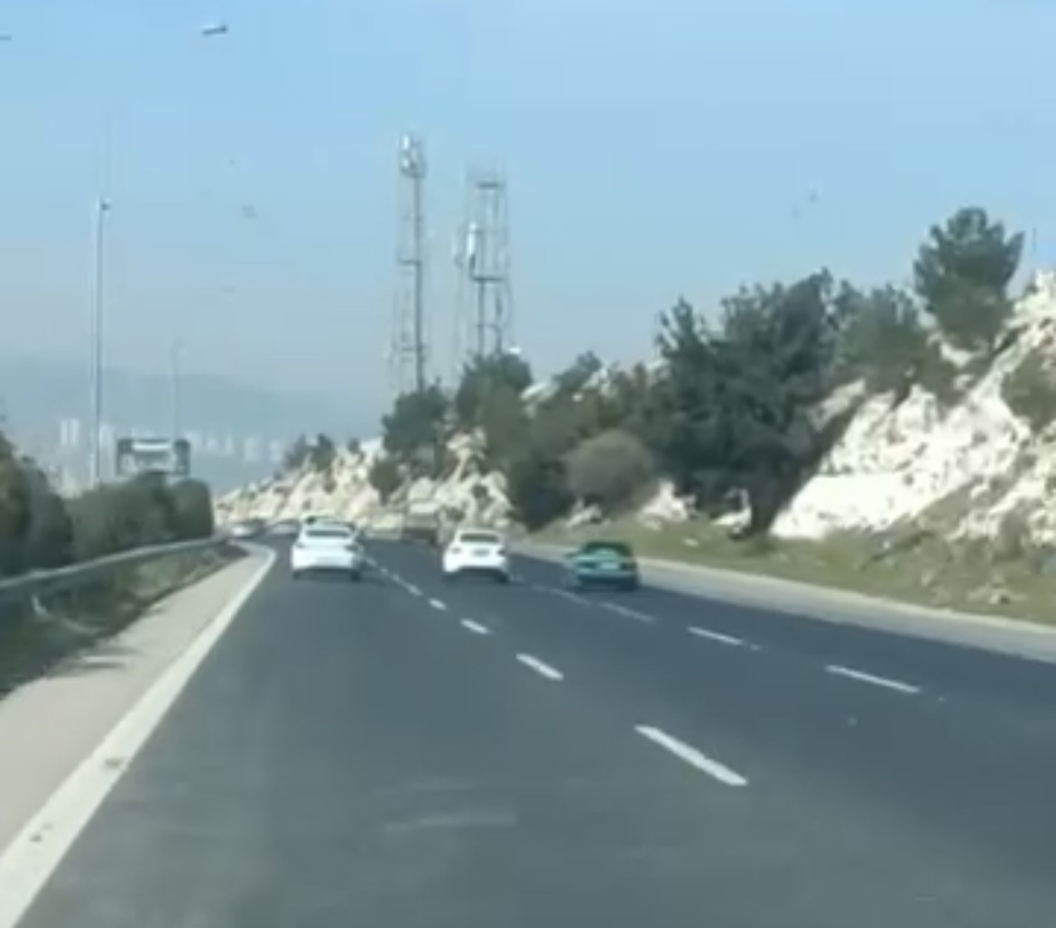 Otoyolda makas atınca 90 bin lira ceza yedi
