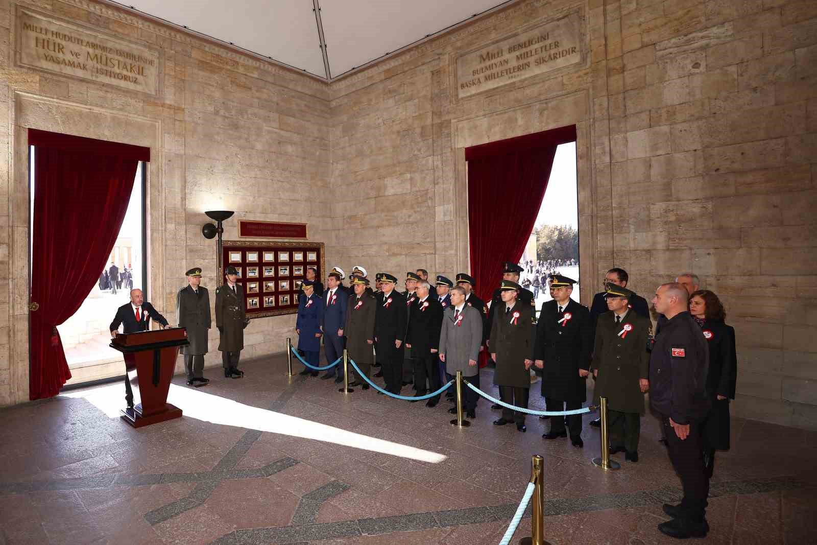 OYAK’tan 65’inci kuruluş yıl dönümünde Anıtkabir’e ziyaret
