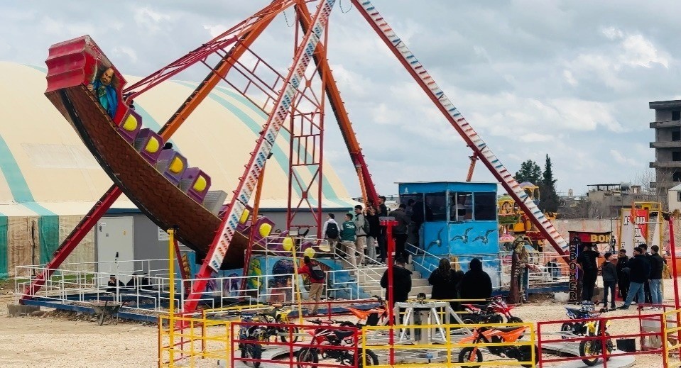 Oyun alanı savaş alanına döndü: O anlar kamerada
