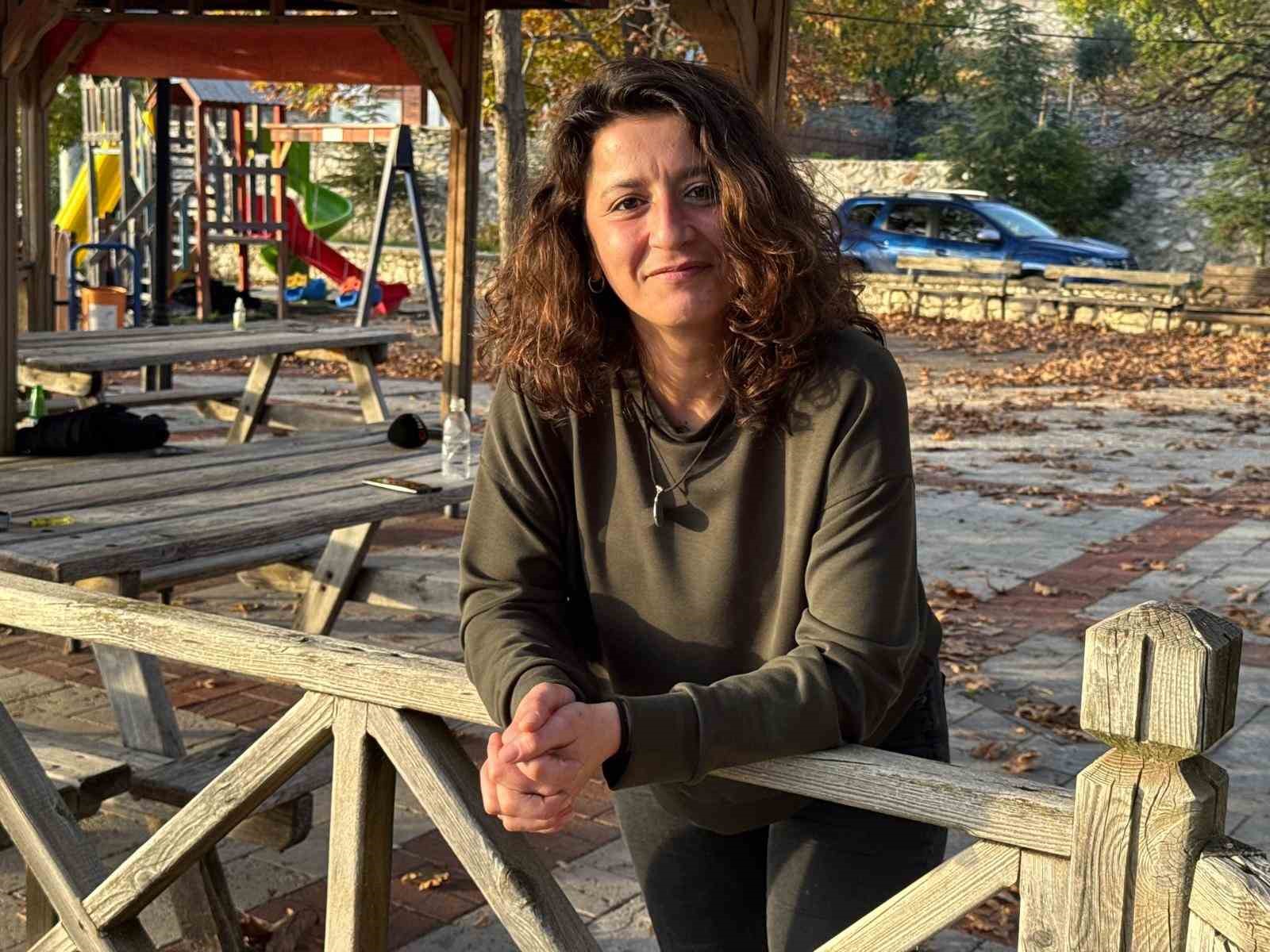 Oyuncu Metin Akpınar’ın biyolojik kızı Duygu Nebioğlu: "20 yıldır verdiğim mücadelede ne kadar haklı olduğumu bugün gördüm"
Oyuncu Metin Akpınar’ın biyolojik kızı Duygu Nebioğlu: "20 yıldır verdiğim mücadelede ne kadar haklı olduğumu bugün gördüm"