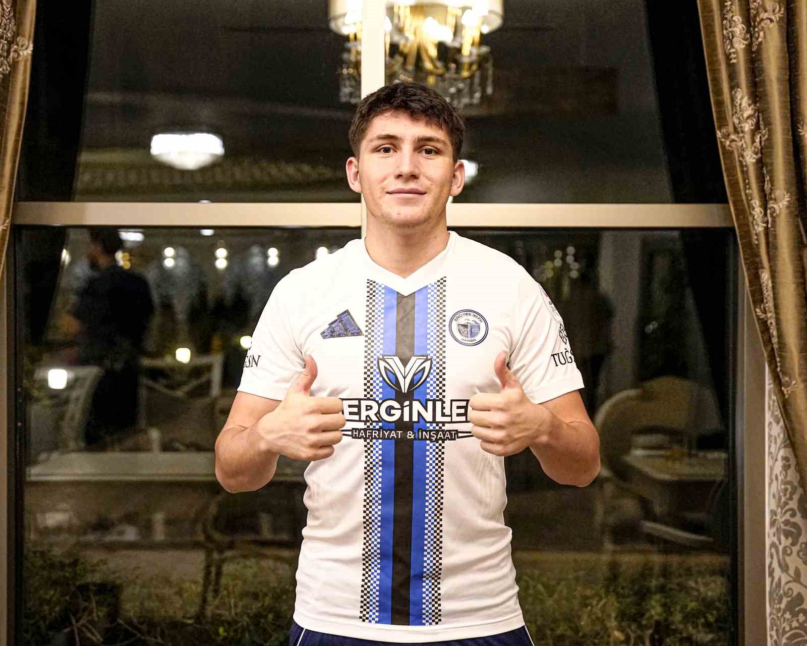 Ozan Demirbağ Erciyes 38 FK’da
