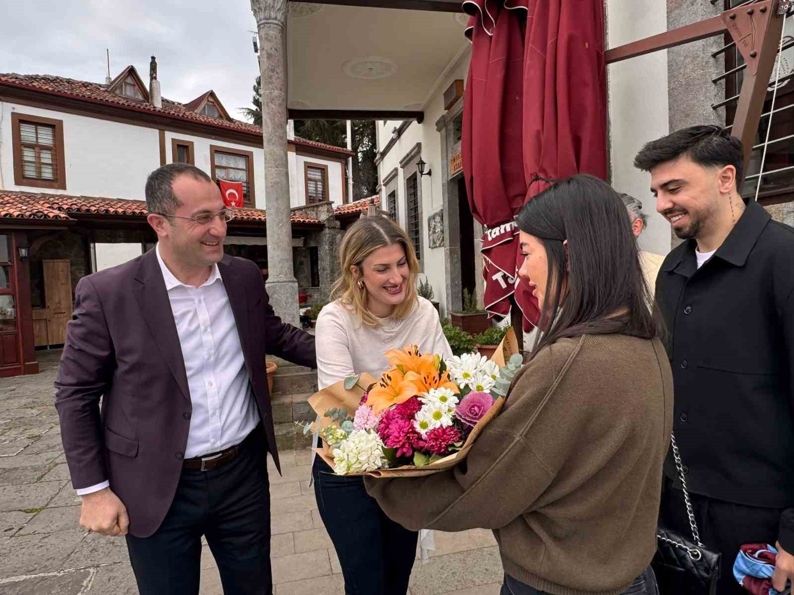 Ozan Tufan ve eşi Başkan Ekim’in konuğu oldu

