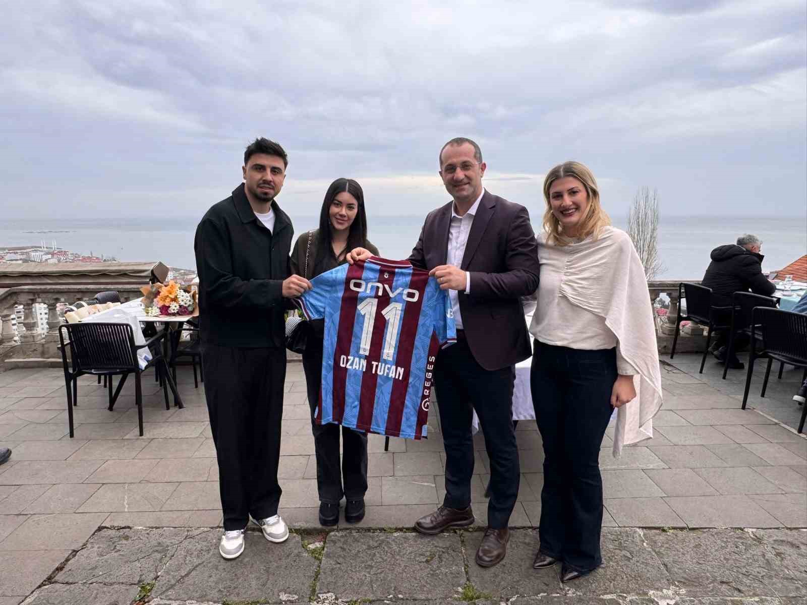 Ozan Tufan ve eşi Başkan Ekim’in konuğu oldu
