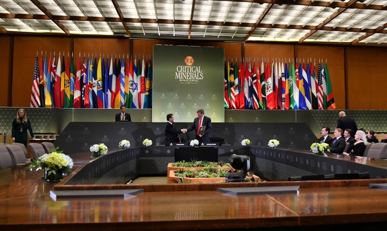 Özbekistan-ABD arasında kritik minerallerin madenciliğine ilişkin mutabakat zaptı imzalandı
