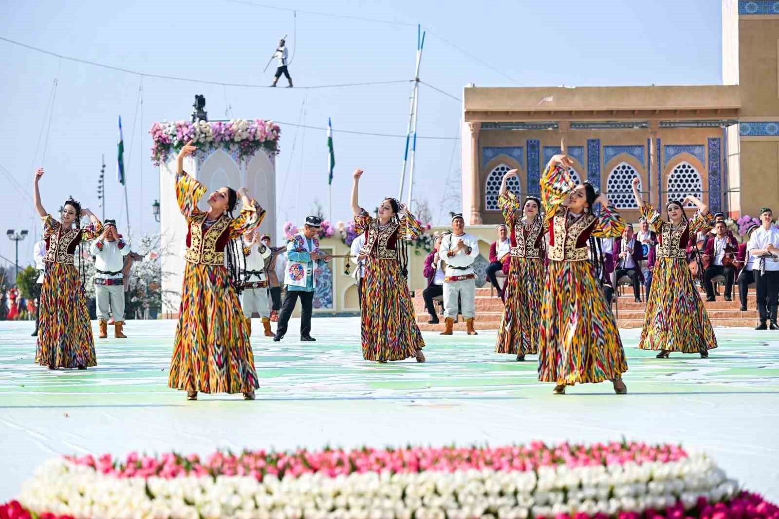 Özbekistan’da Nevruz coşkuyla kutlandı

