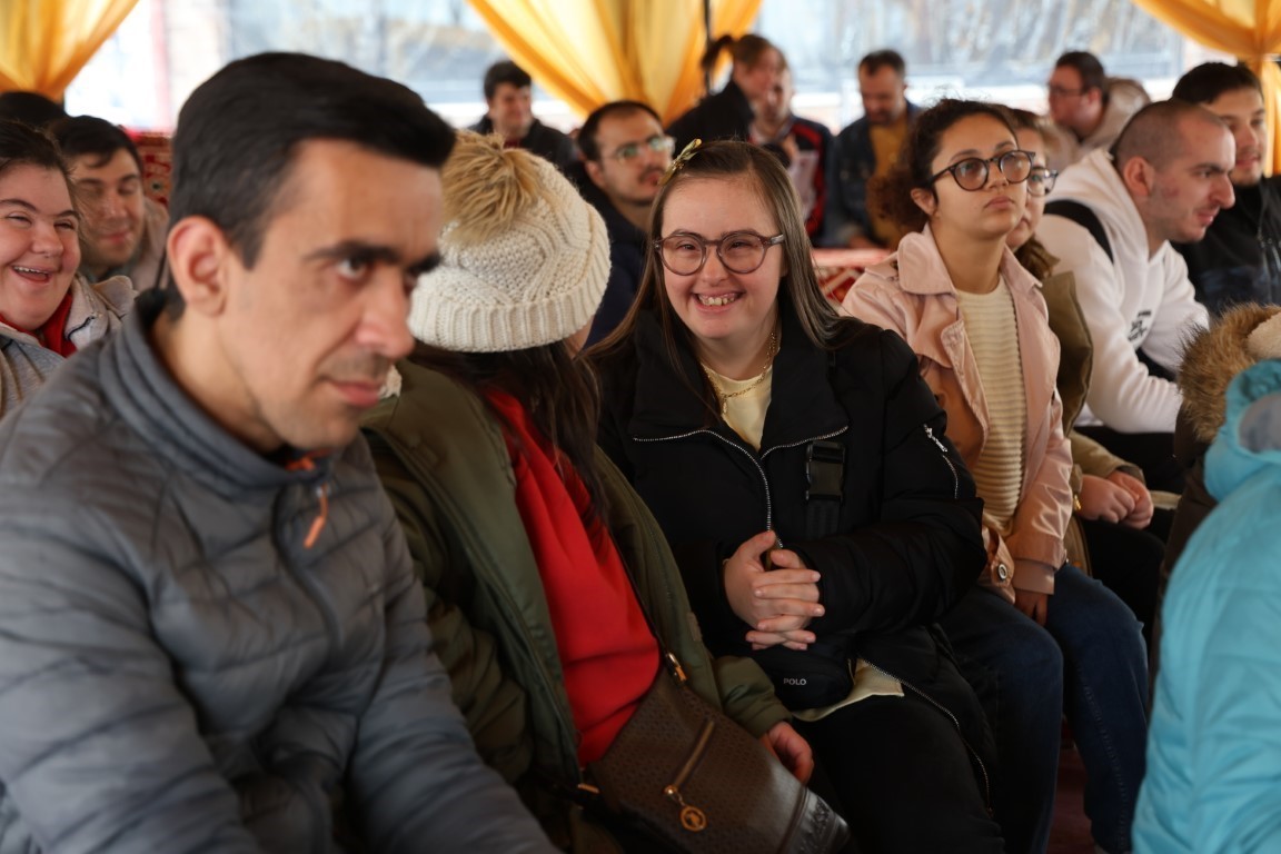 Özel bireyler Ramazan Sokağı’nda dolu dolu bir gün geçirdi
