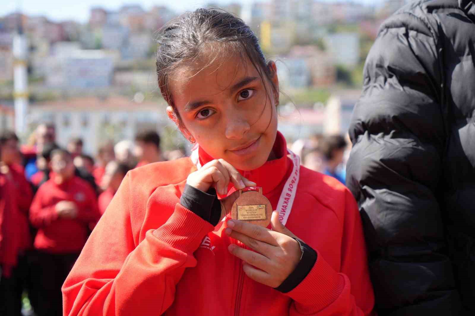 Özel Sporcular Atletizm Türkiye Birinciliği Yarışmaları yapıldı
