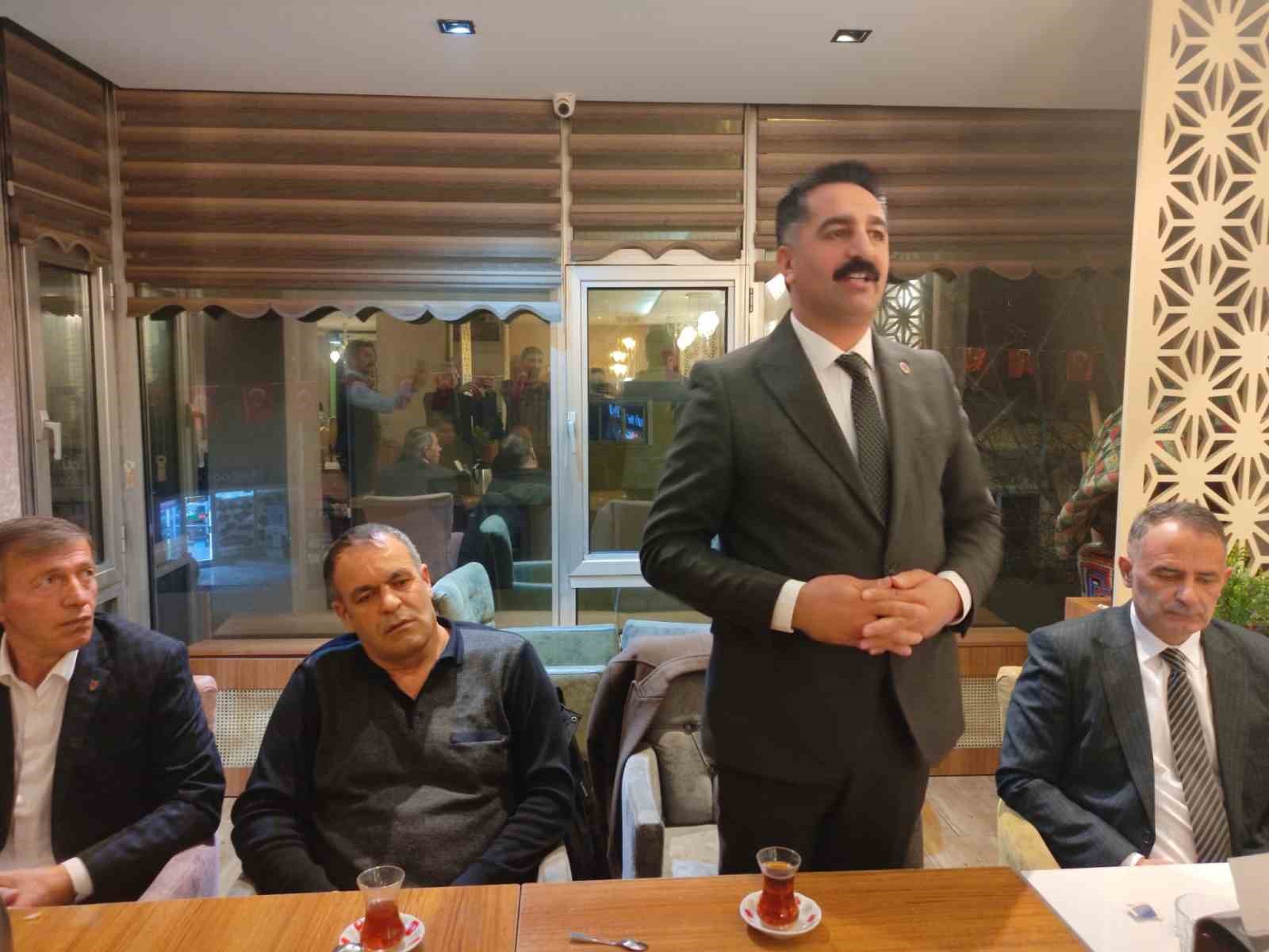 Özer, (AESOB) başkan adaylığını açıkladı
