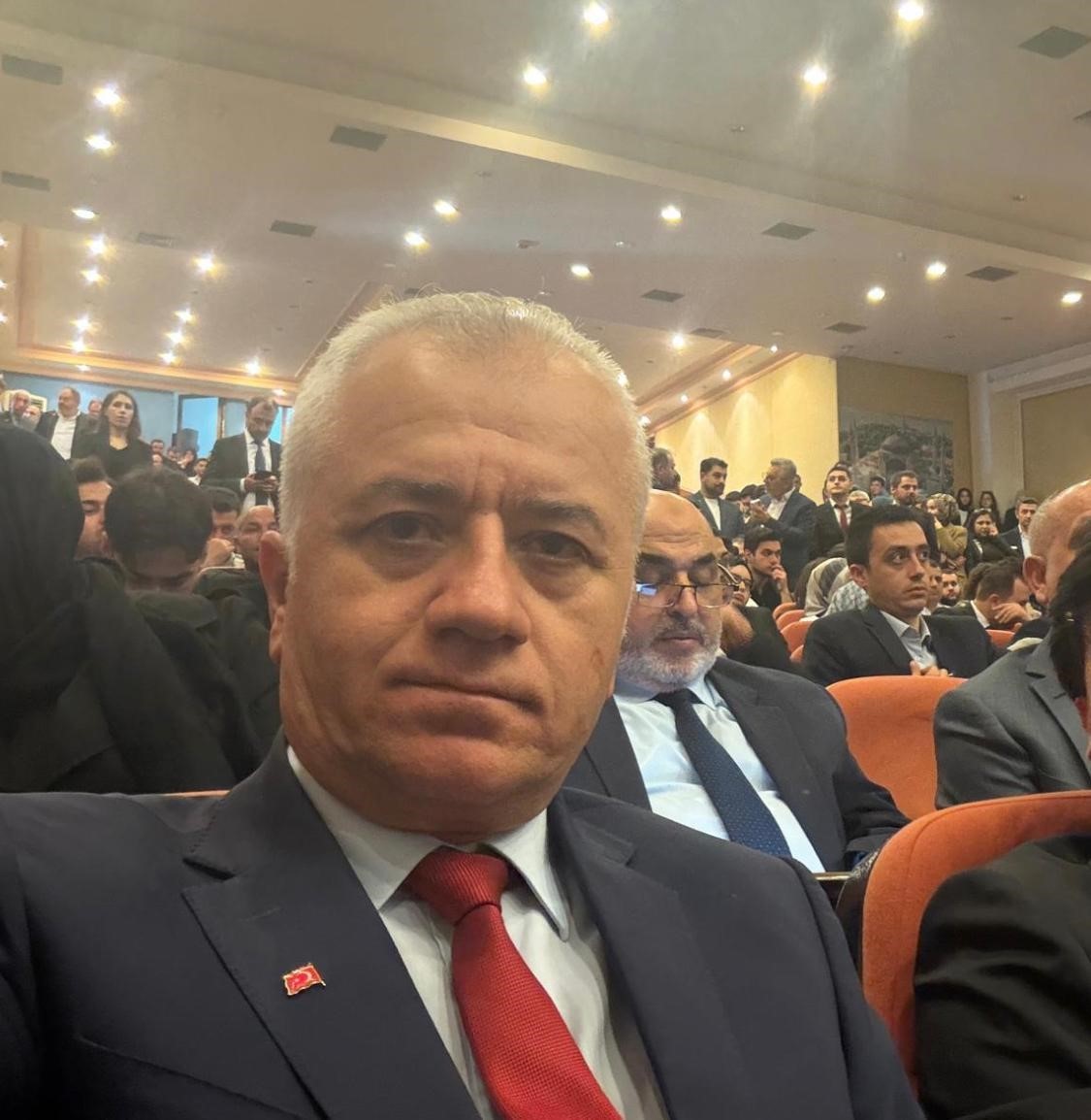 Özköse: "Gençler için siyaset eğitimi önemli"
