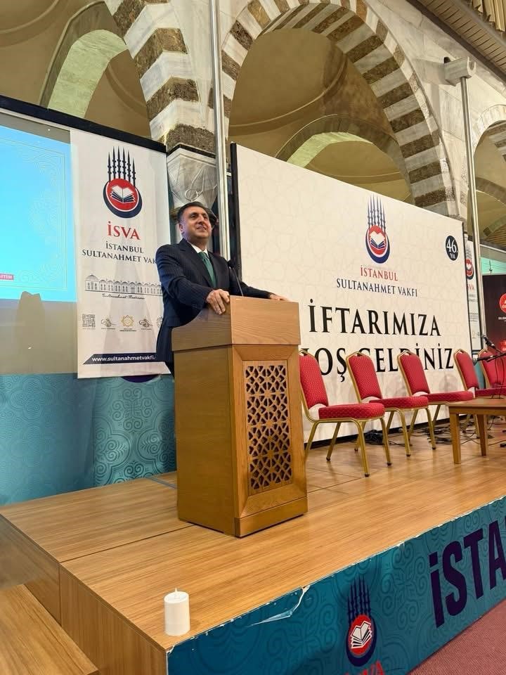 Özkurbir Başkanı Enis Şener:" Eğitim, değerlerden arındırılmış bir teknik süreç değildir"
