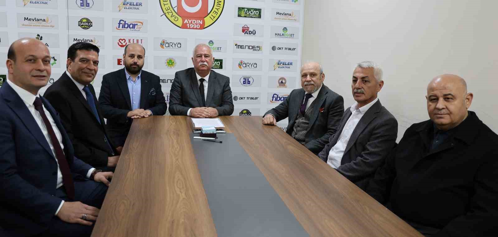 Özmeriç; Esnaf ve sanatkara faydalı olmak için yola çıktı
