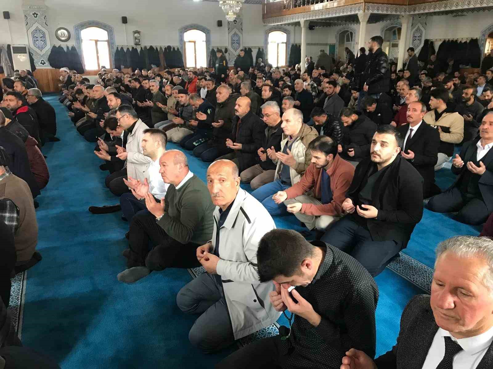 Özsoy dua ile anıldı
