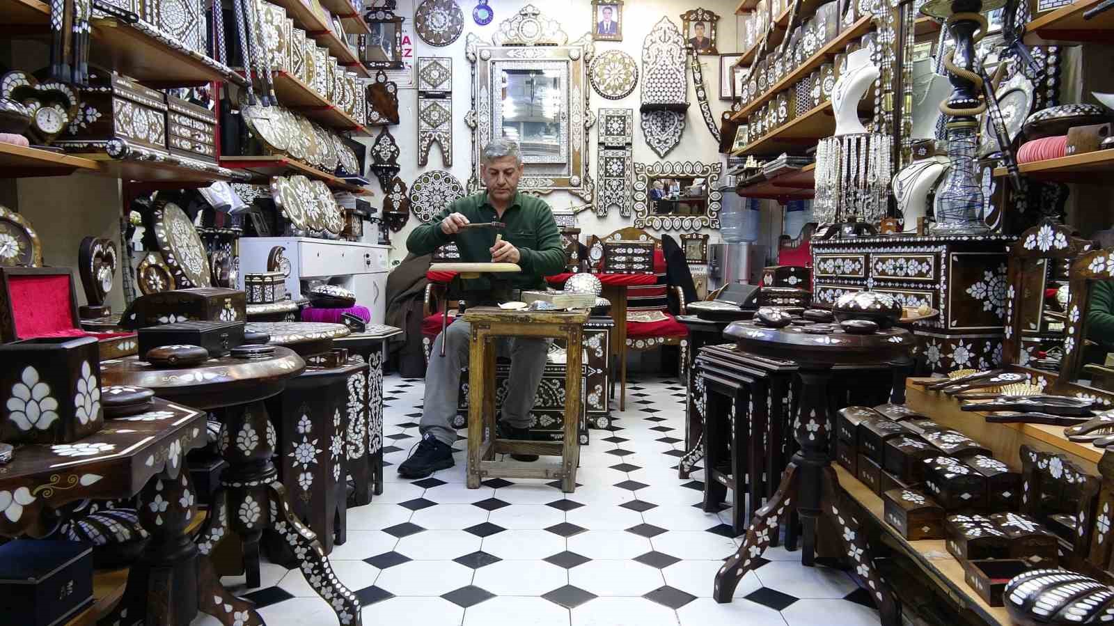 Padişah mesleğini yaşatan Gaziantepli ustaya ’Yaşayan İnsan Hazineleri’ ödülü
