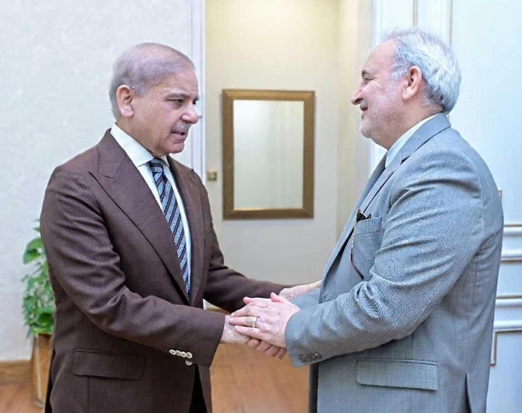 Pakistan Başbakanı Şerif, İranlı Büyükelçi Moghadam’ı kabul etti
