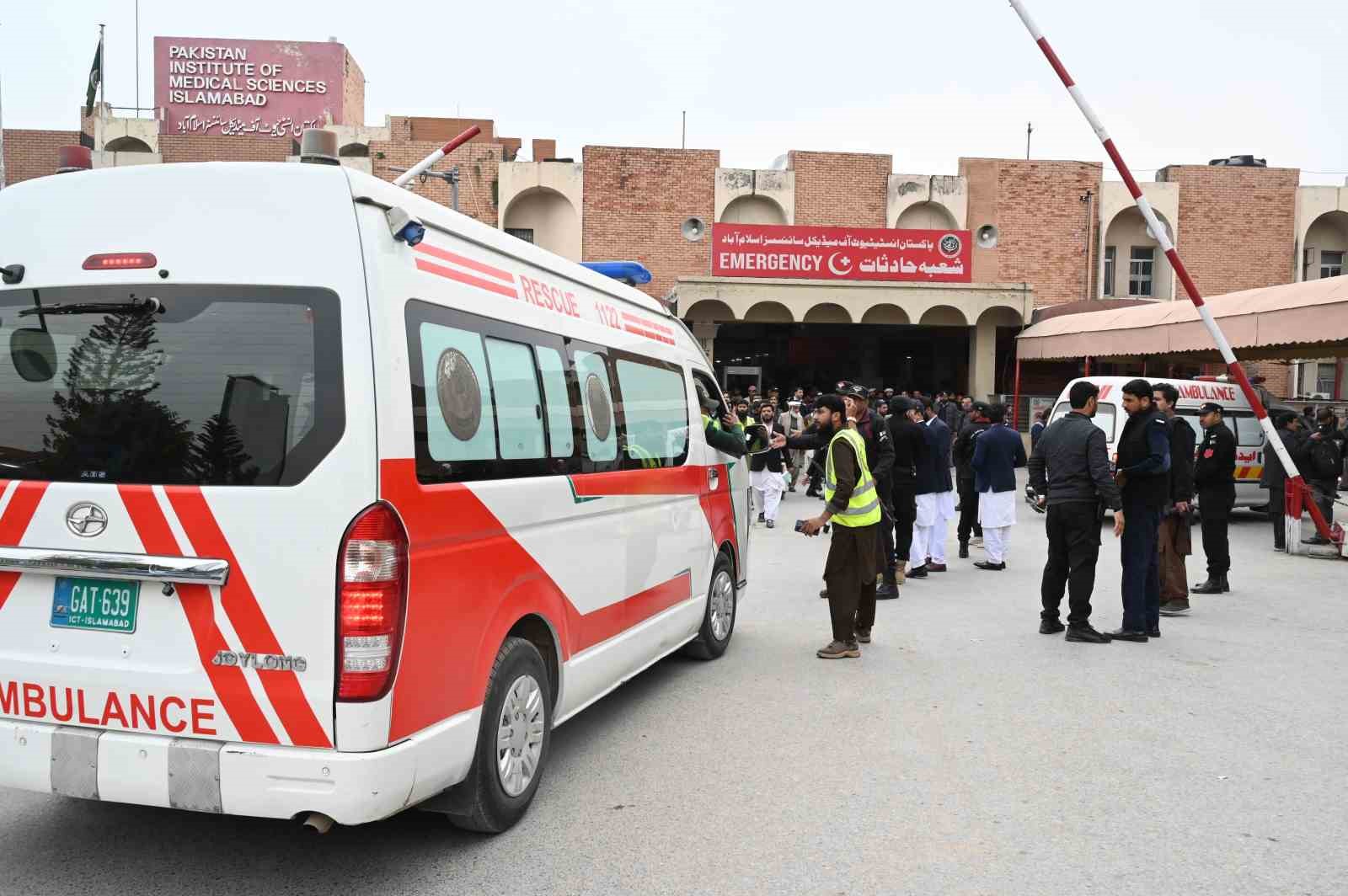 Pakistan’daki cami saldırısında can kaybı 35’e yükseldi
