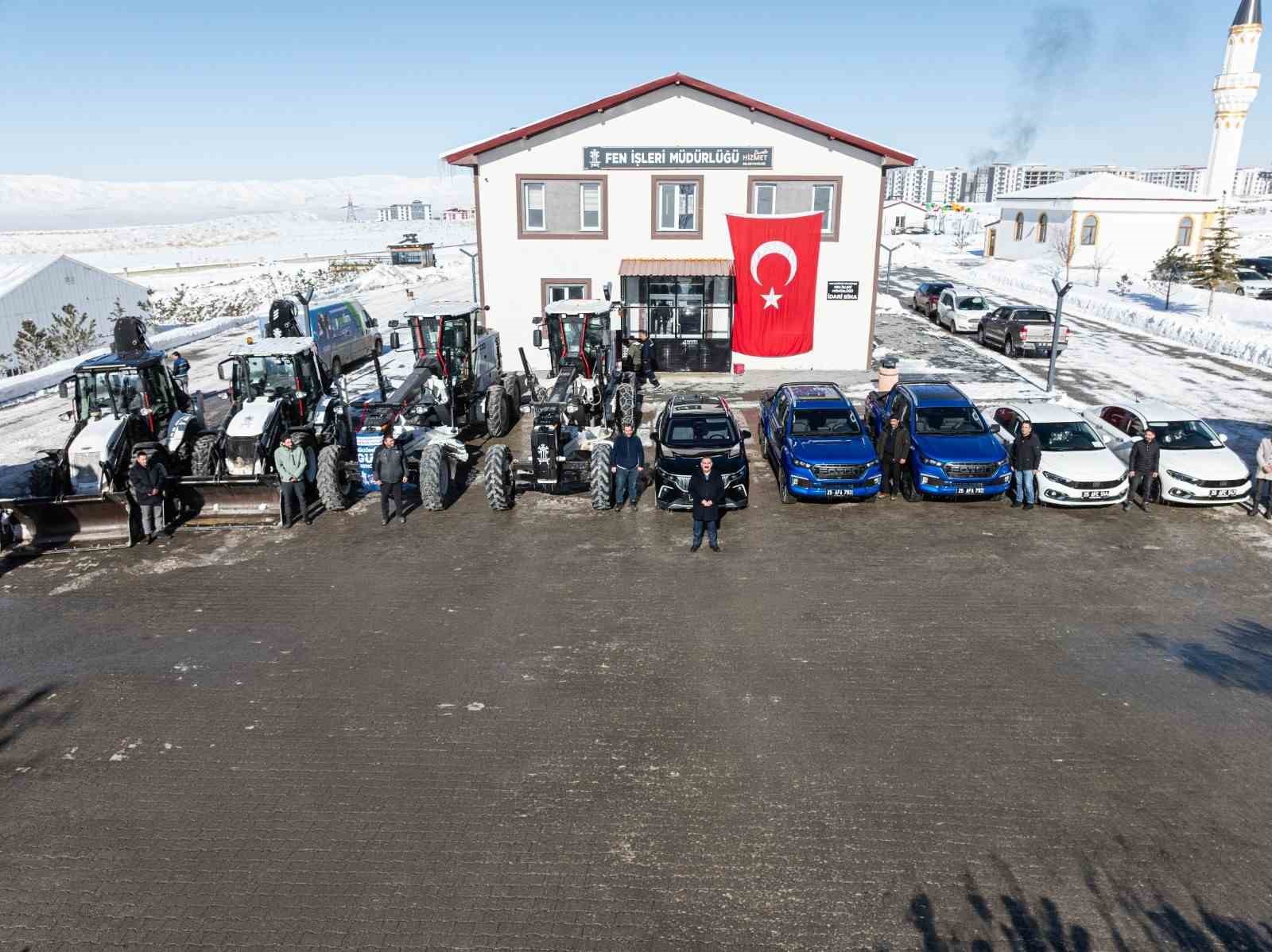 Palandöken Belediyesi araç filosunu güçlendirmeyi sürdürüyor
Palandöken Belediyesi araç filosunu güçlendirmeyi sürdürüyor