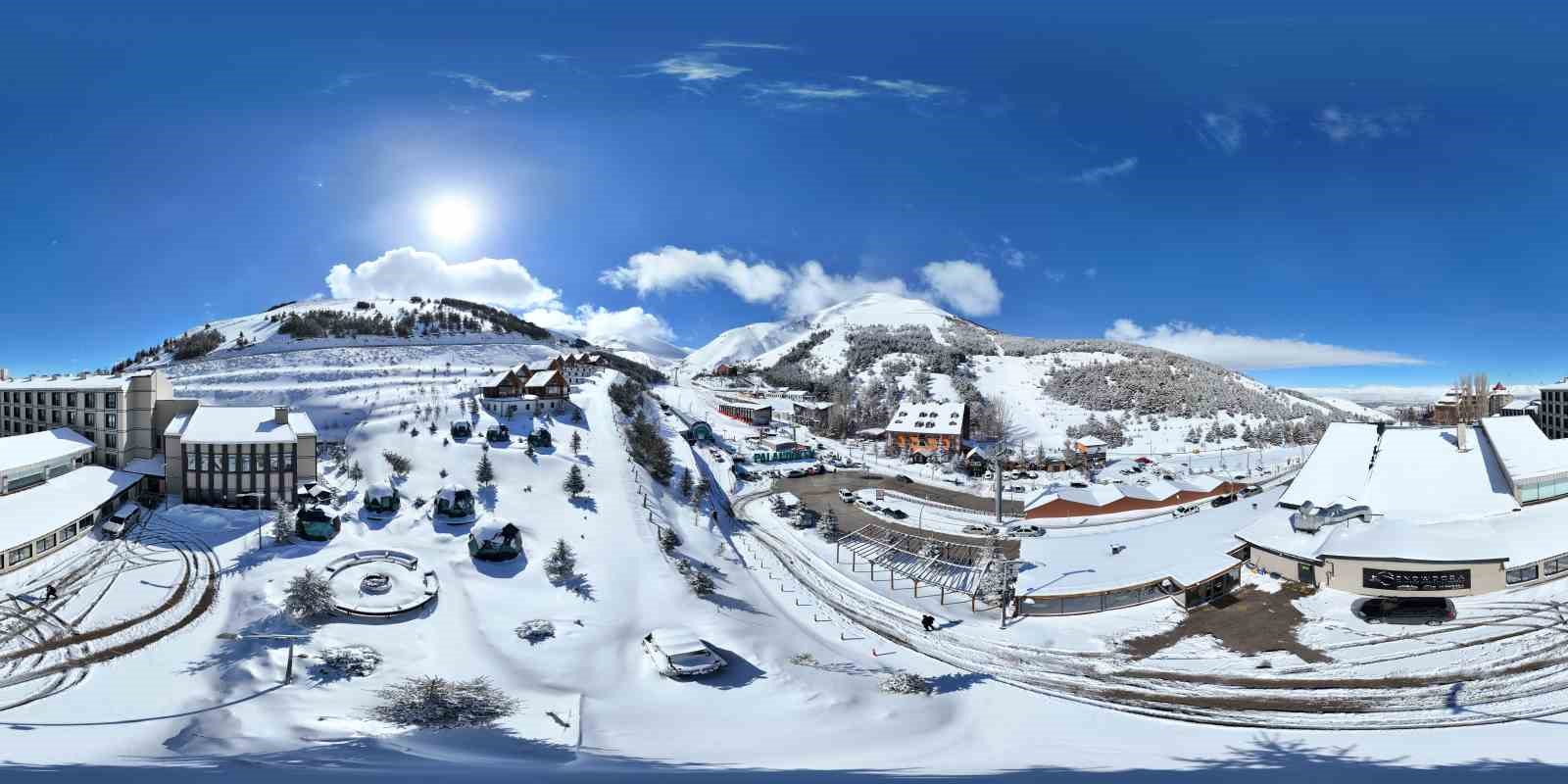 Palandöken Kayak Merkezi’nde görsel şölen
