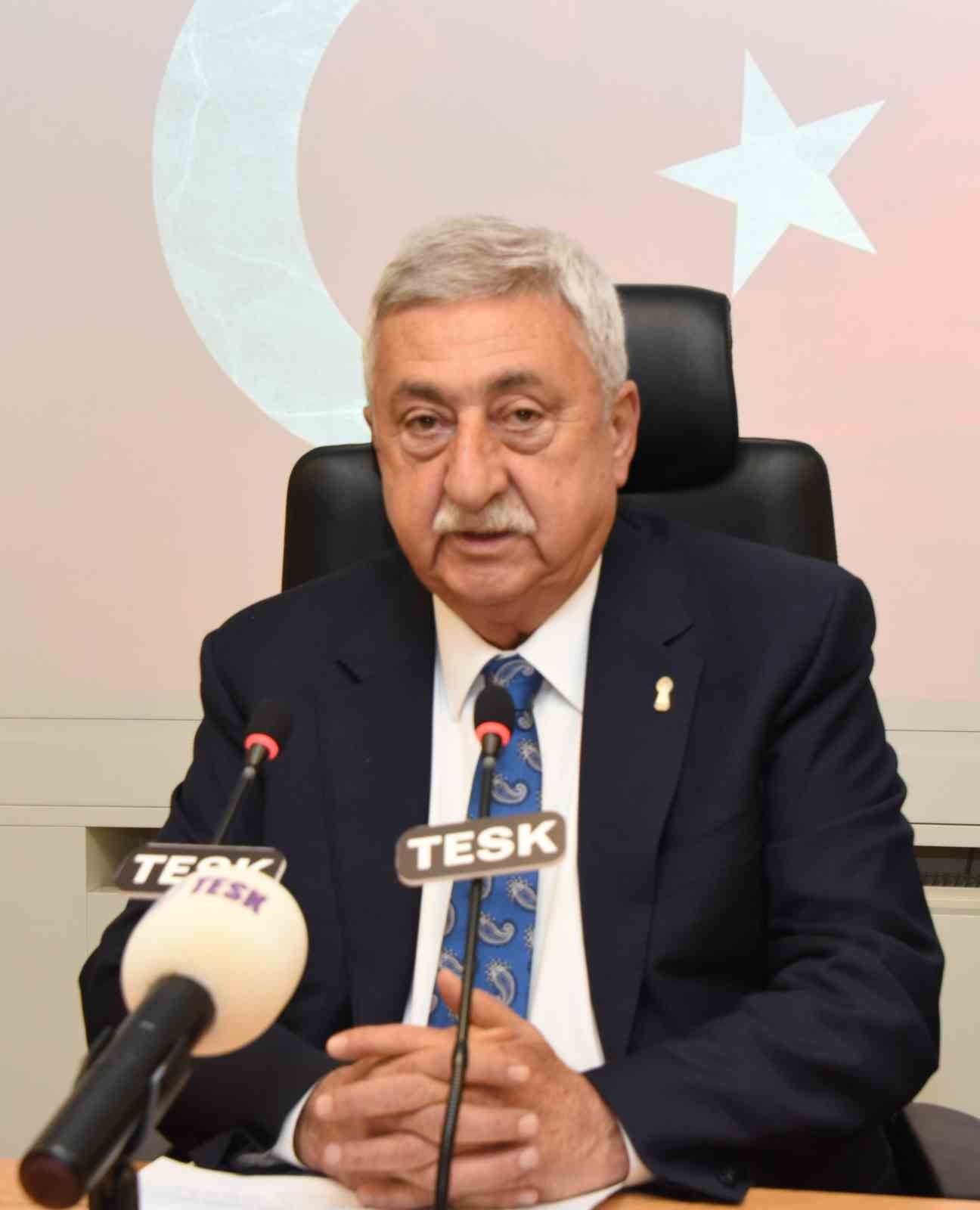 Palandöken: "Yeni yıl esnafımıza bol kazanç ve bereket getirsin"
