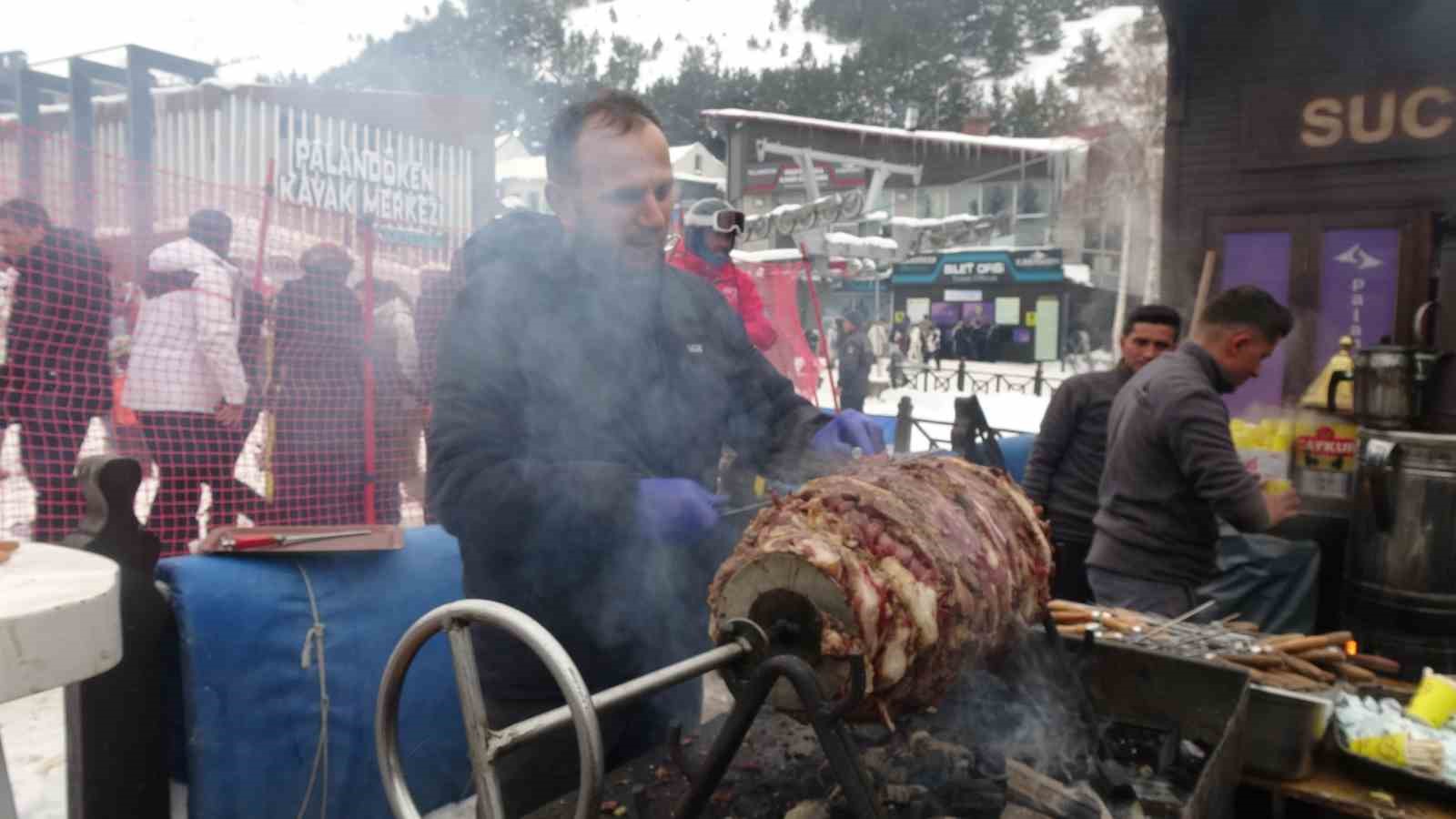 Palandöken’de kayak coşkusu
