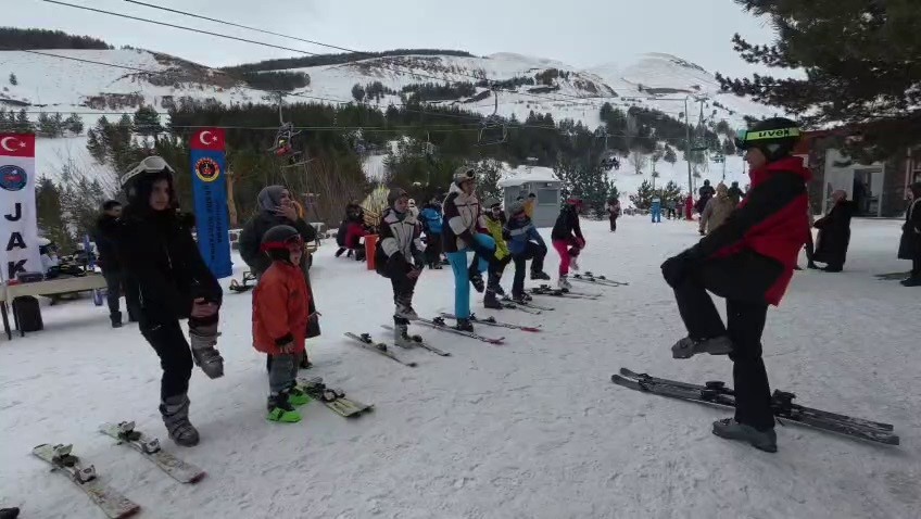 Palandöken’de şehit ve gazi ailelerine özel etkinlik
