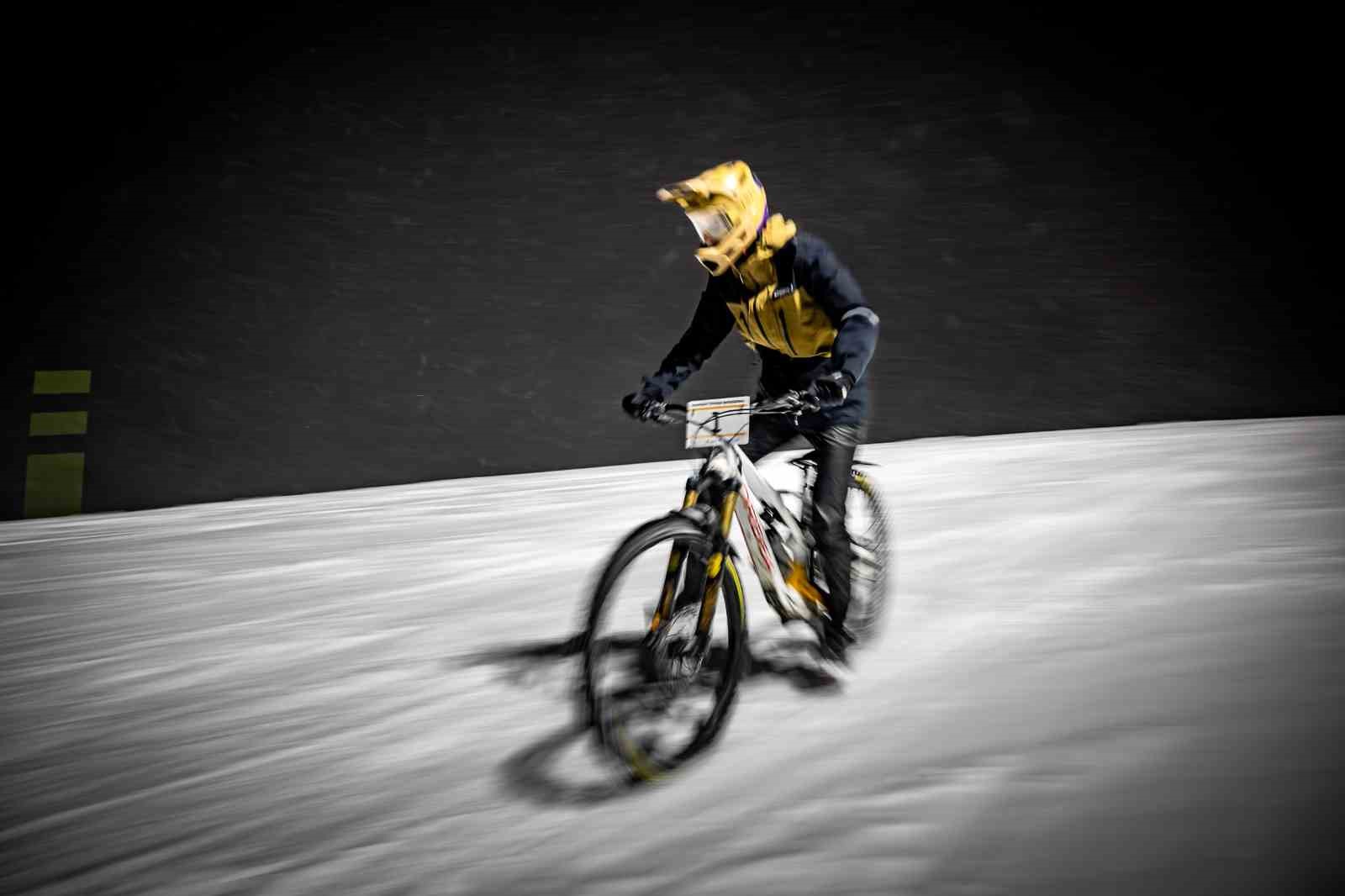 Palandöken’den Alplere: Türk sporcular Snowbike Dünya Şampiyonası’nda
